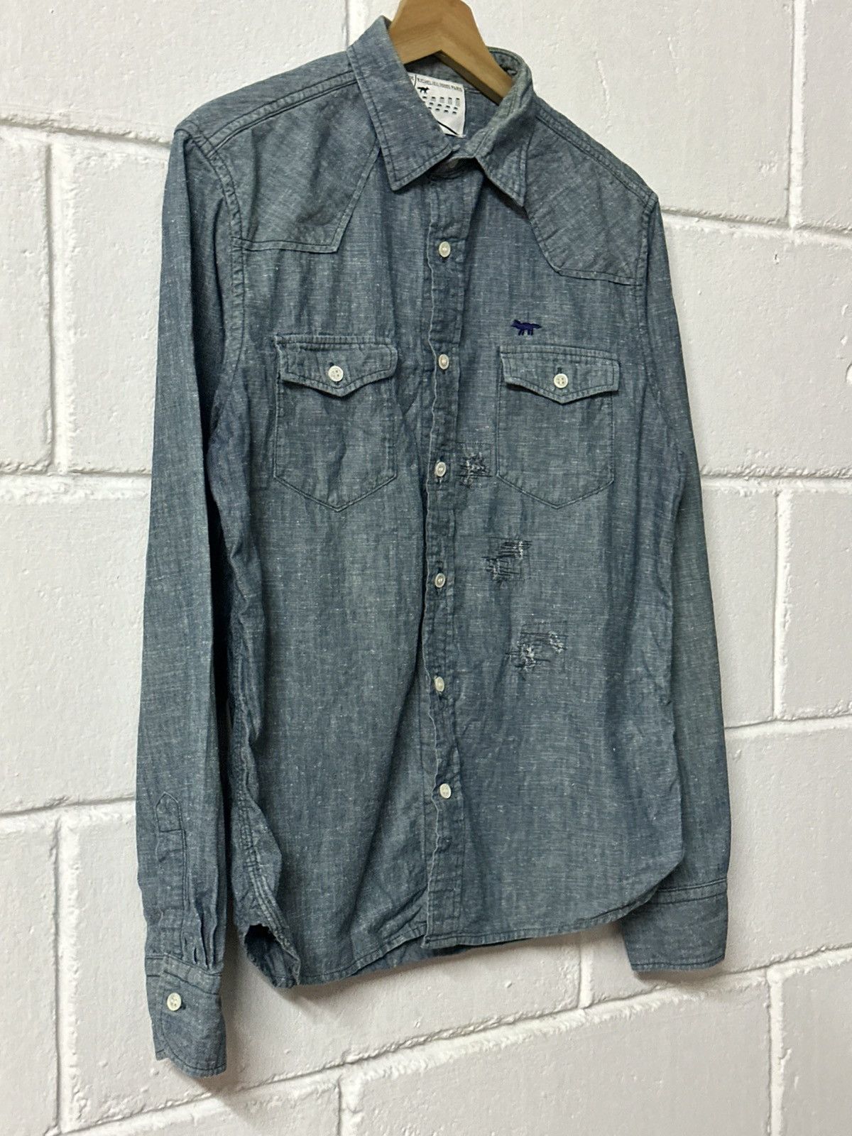 Maison Kitsune Maison Kitsune Richelieu Paris Denim Distressed Design L/S Size US M / EU 48-50 / 2 - 6 Thumbnail