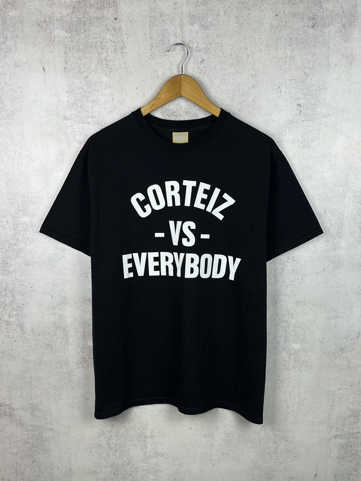 Corteiz Corteiz vs Everybody Graphic T-Shirt Rare Hype Skate Rap Y2K Size US M / EU 48-50 / 2 - 1 Thumbnail