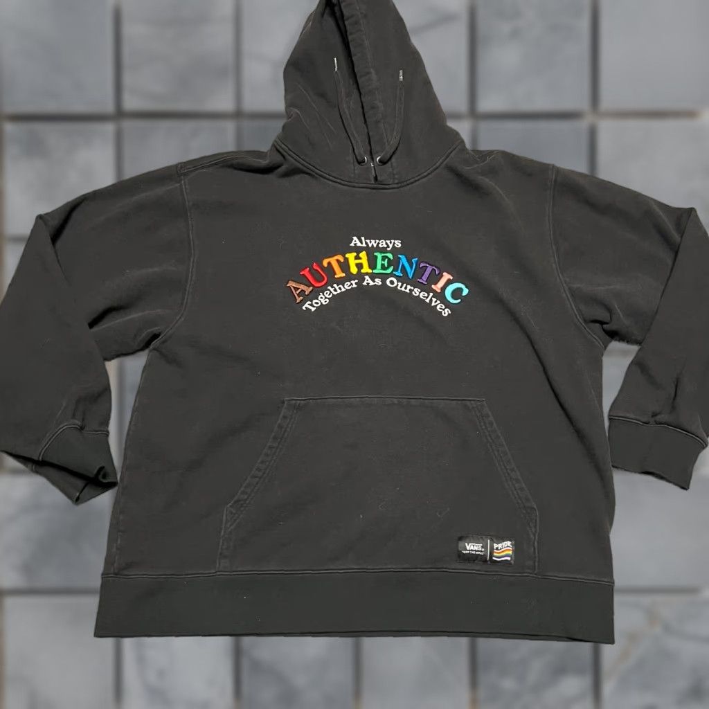VANS Pride Hoodie XL Unisex Adults Rainbow Embroidered Sweatshirt Sweatshirt Black Hoodie?