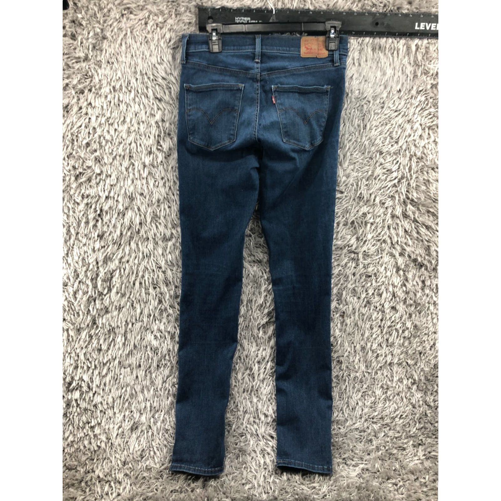 Levi's Levi's Slimming Skinny Jeans Size 30 Womens Medium Wash Blue FLAW Size 30" / US 8 / IT 44 - 7 Thumbnail