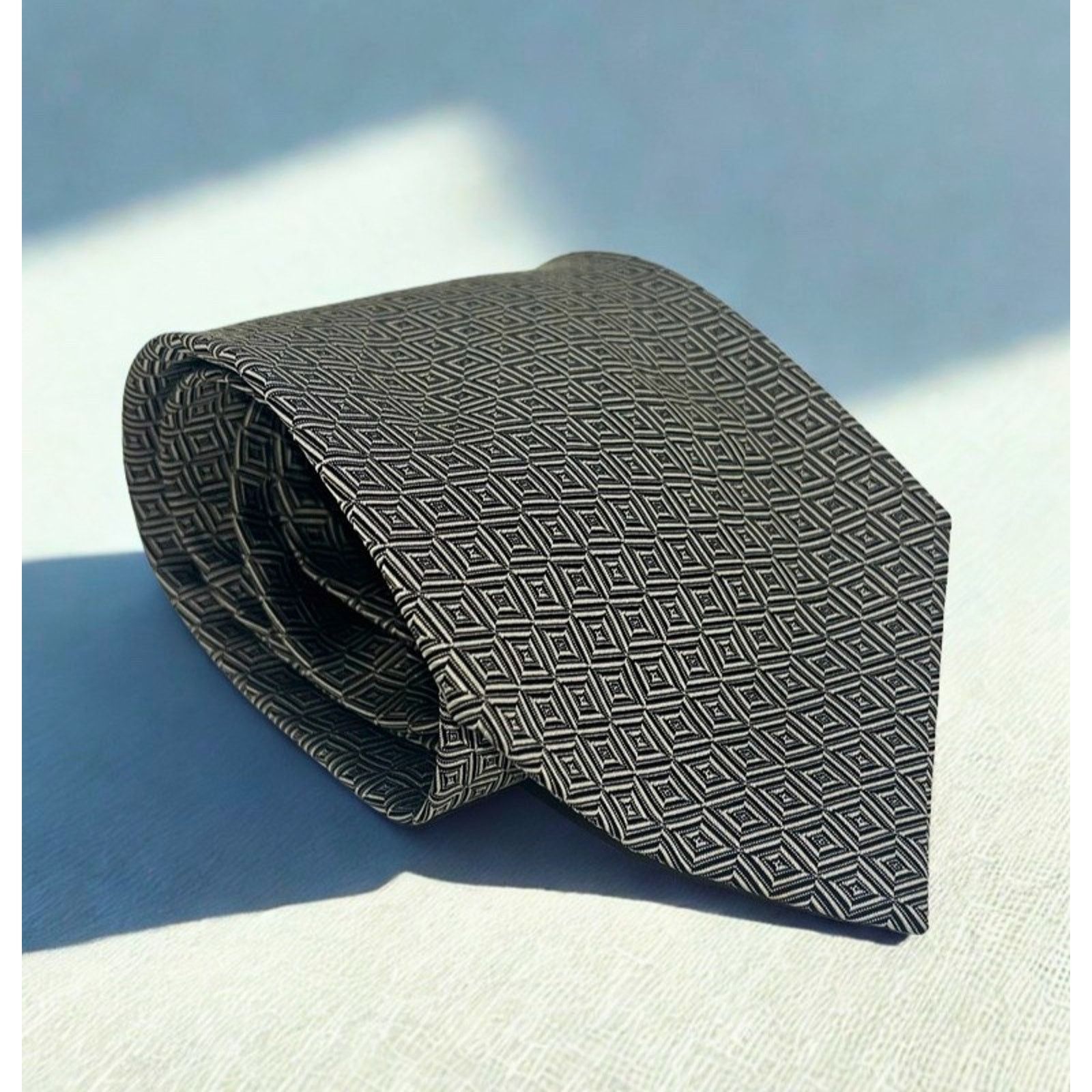 Polo Ralph Lauren Polo Ralph Lauren Handmade Silk Tie Geometric Diamond Size ONE SIZE - 9 Thumbnail