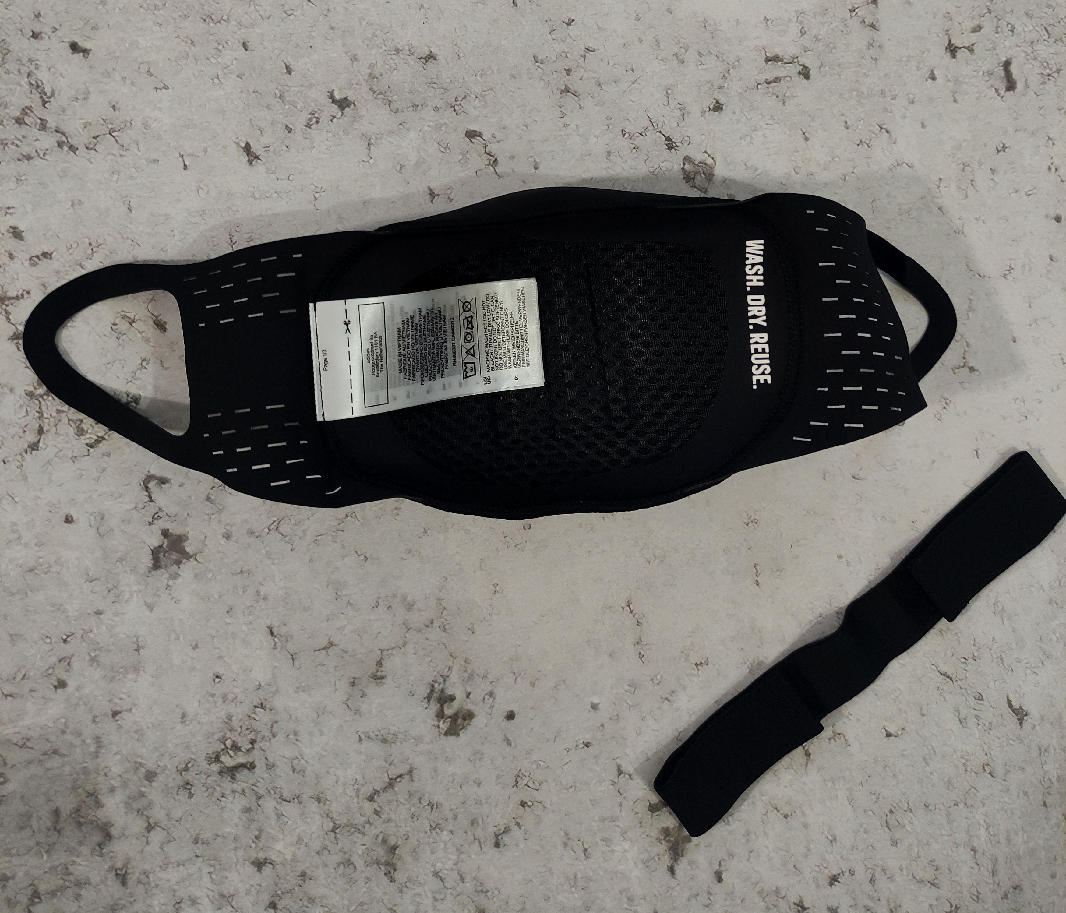 Adidas ADIDAS HF7048 Sportswear Molded Face Cover for Sport size L Size ONE SIZE - 9 Thumbnail