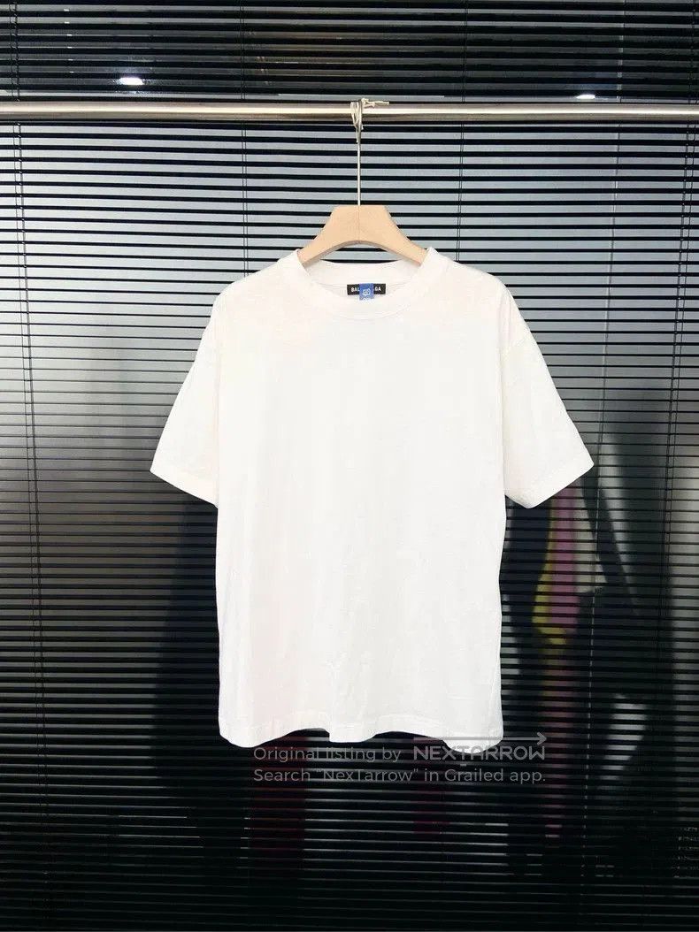 Balenciaga Balenciaga Back Logo Short Sleeve Tee. Size US XXS / EU 40 - 1 Thumbnail