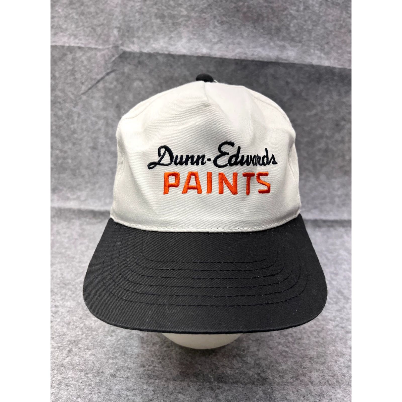 Vintage Dunn Edwards Paints Hat Cap Snap Back Adult One Size White Black Cotton Size ONE SIZE - 2 Thumbnail
