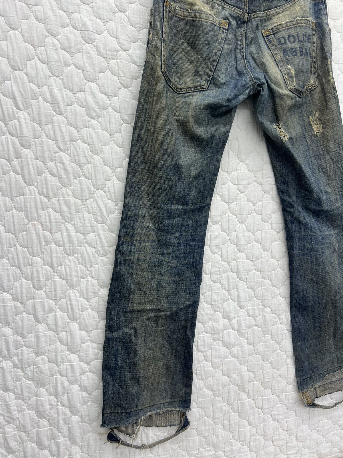 Dolce & Gabbana STEALS🔥🔥🔥DOLCE GABBANA BOOT CUT DISTRESS DENIM Size US 31 - 7 Thumbnail
