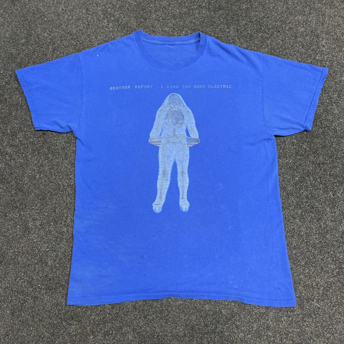 Vintage Vintage Y2K Sun Faded Graphic Tee Streetwear Underground L Size US L / EU 52-54 / 3 - 1 Thumbnail