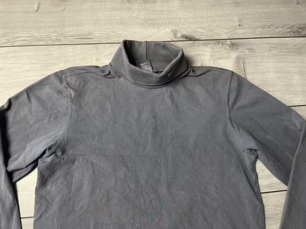 Nike Nike turtleneck jumper sweater swoosh size medium Size US M / EU 48-50 / 2 - 2 Thumbnail