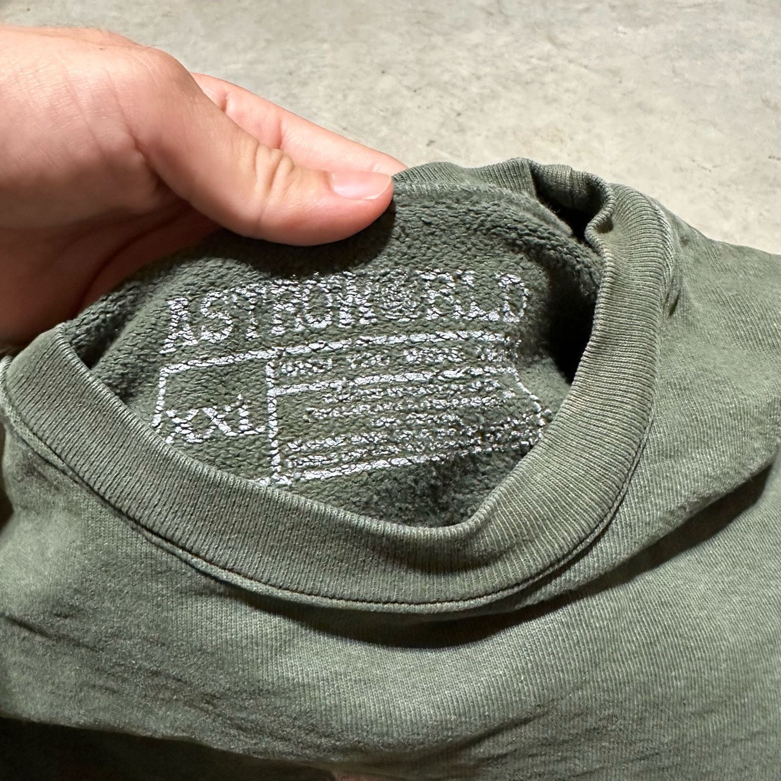 Travis Scott Travis Scott Astro World Teddy Bear Crewneck size XXL in Men Size US XXL / EU 58 / 5 - 4 Thumbnail
