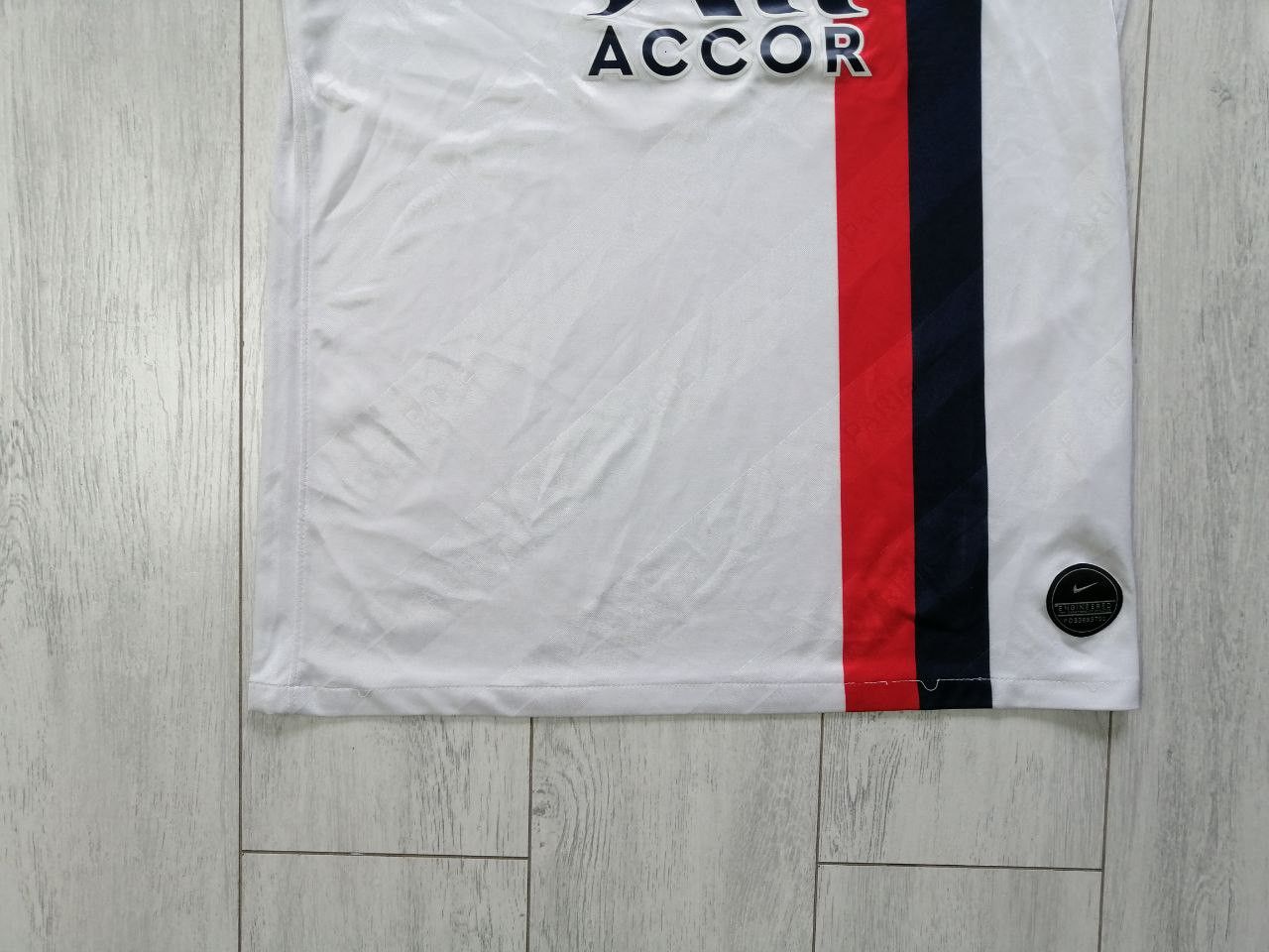 Nike Nike PSG Paris Saint Germain 2019 2020 Football Shirt Size US S / EU 44-46 / 1 - 3 Thumbnail