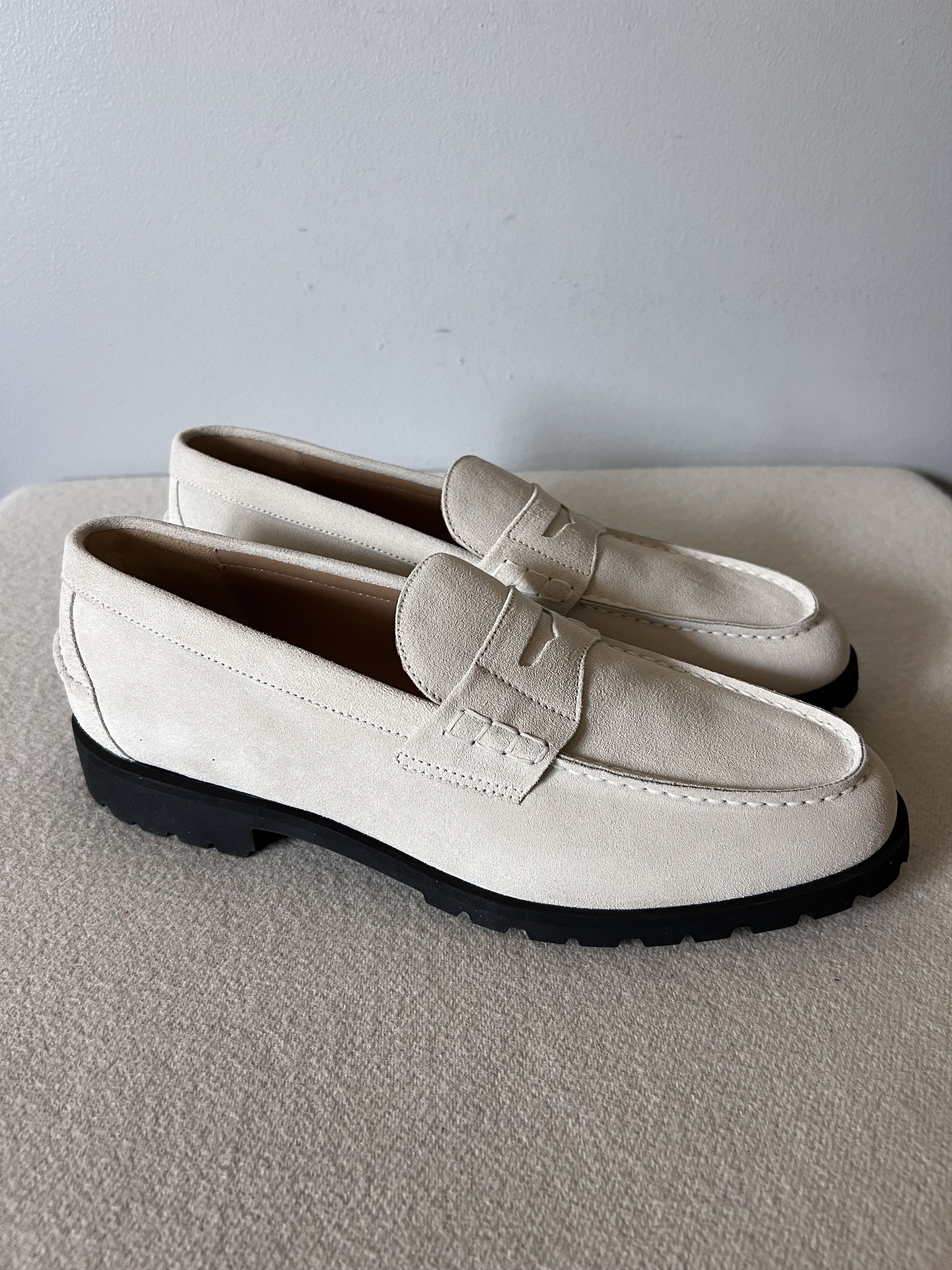 Aime Leon Dore Aime Leon Dore Country Suede Loafer in Bone White Size US 9 / EU 42 - 1 Thumbnail