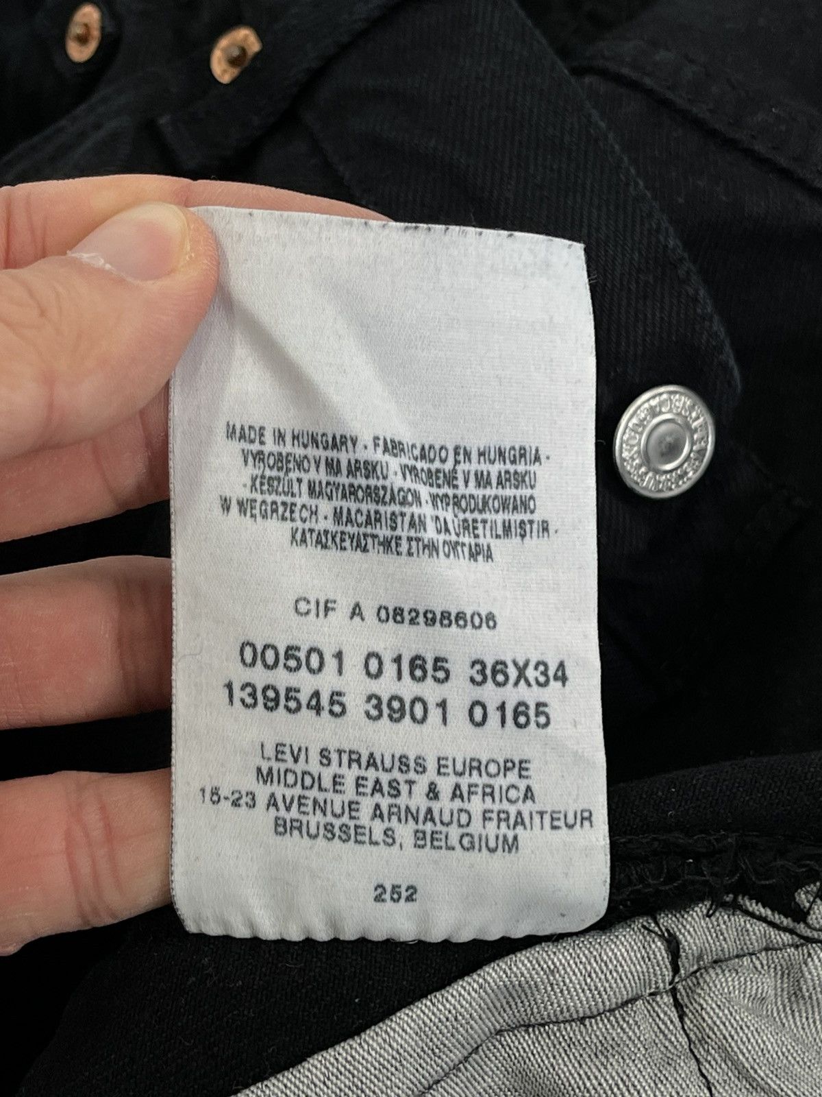 Levi's Vintage Levi's 501 Red Tab Straight Fit Black Denim Jeans Size US 36 / EU 52 - 8 Thumbnail