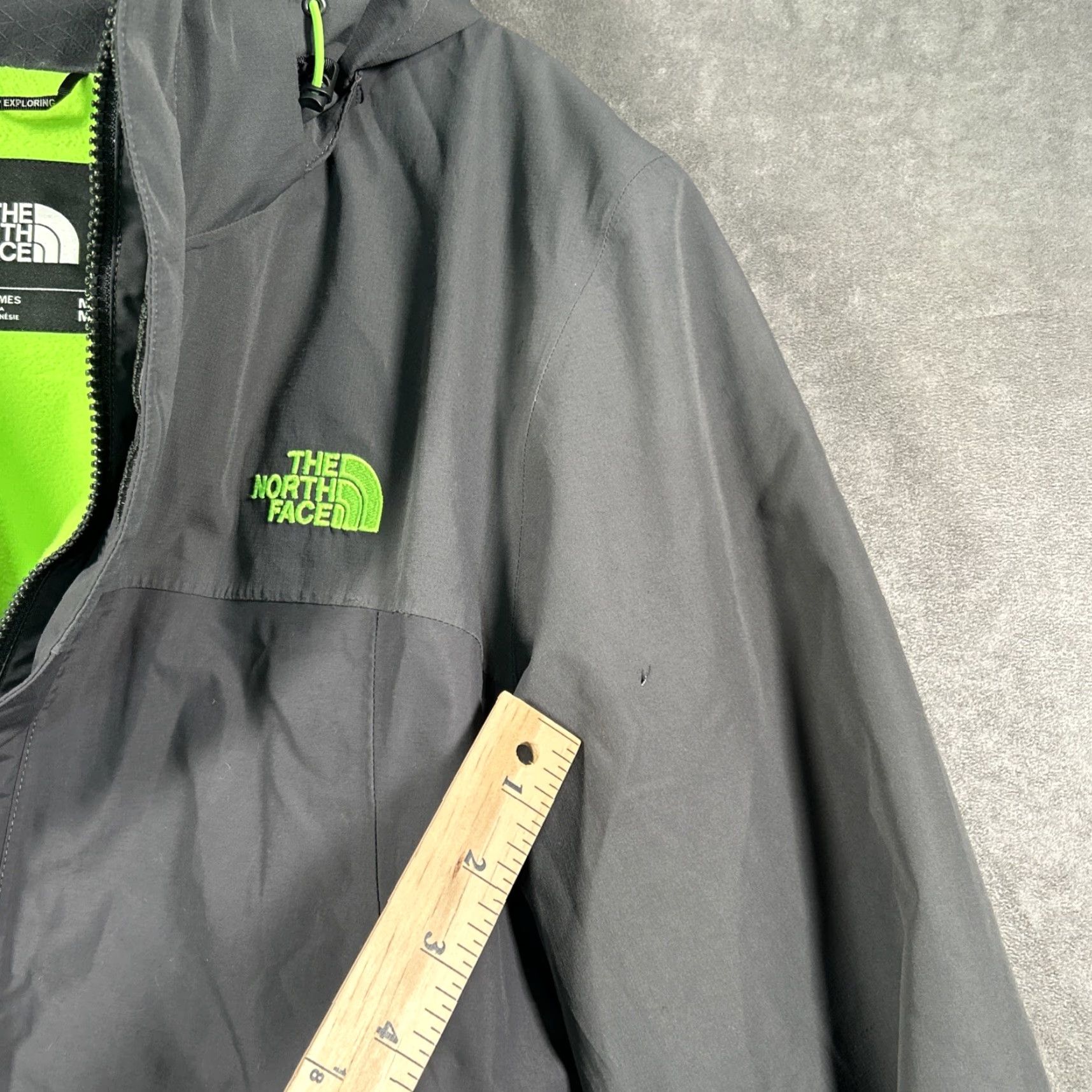 The North Face VINTAGE The North Face Mens Inlux Insulated Hyvent Hooded Jacket Medium Gray Size US M / EU 48-50 / 2 - 7 Thumbnail