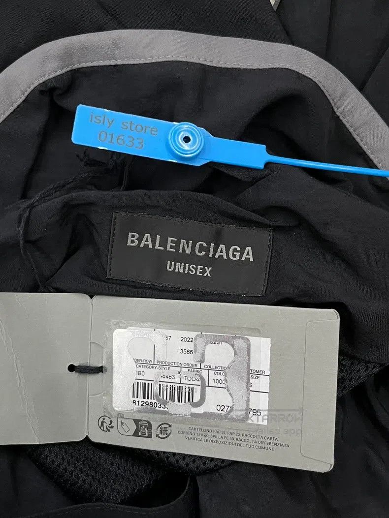 Balenciaga Balenciaga Logo letter print sunscreen, loose fit jacket, Size US XS / EU 42 / 0 - 5 Thumbnail
