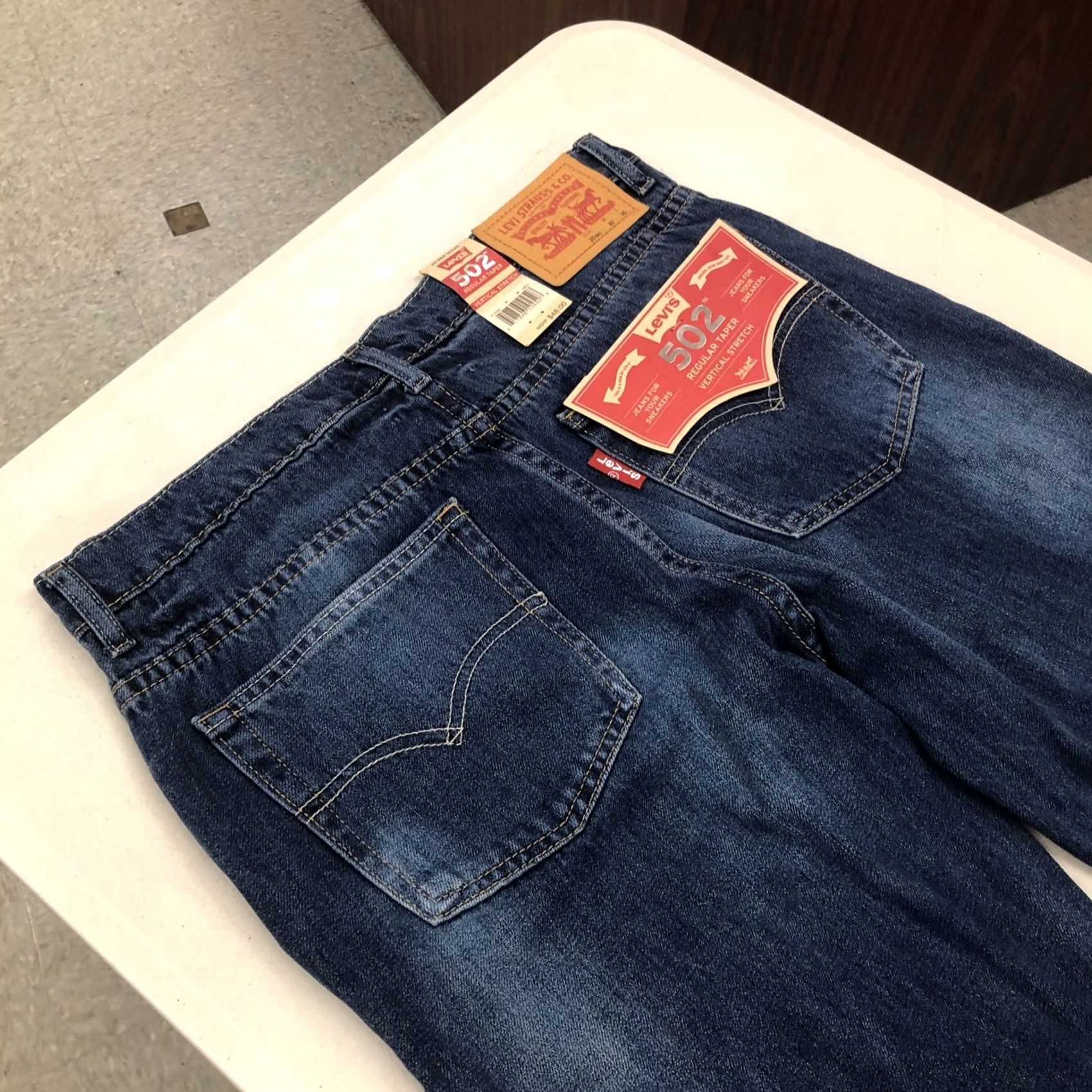 Levi's Levi's 502 Taper Stretch Jeans Men 30x30 Denim Jeans for Sneakers NWT Blue Regular Rise Mid 10" 30 Inseam 5-Pocket Logo Pantswear Casual Mens Size US 30 / EU 46 - 4 Thumbnail