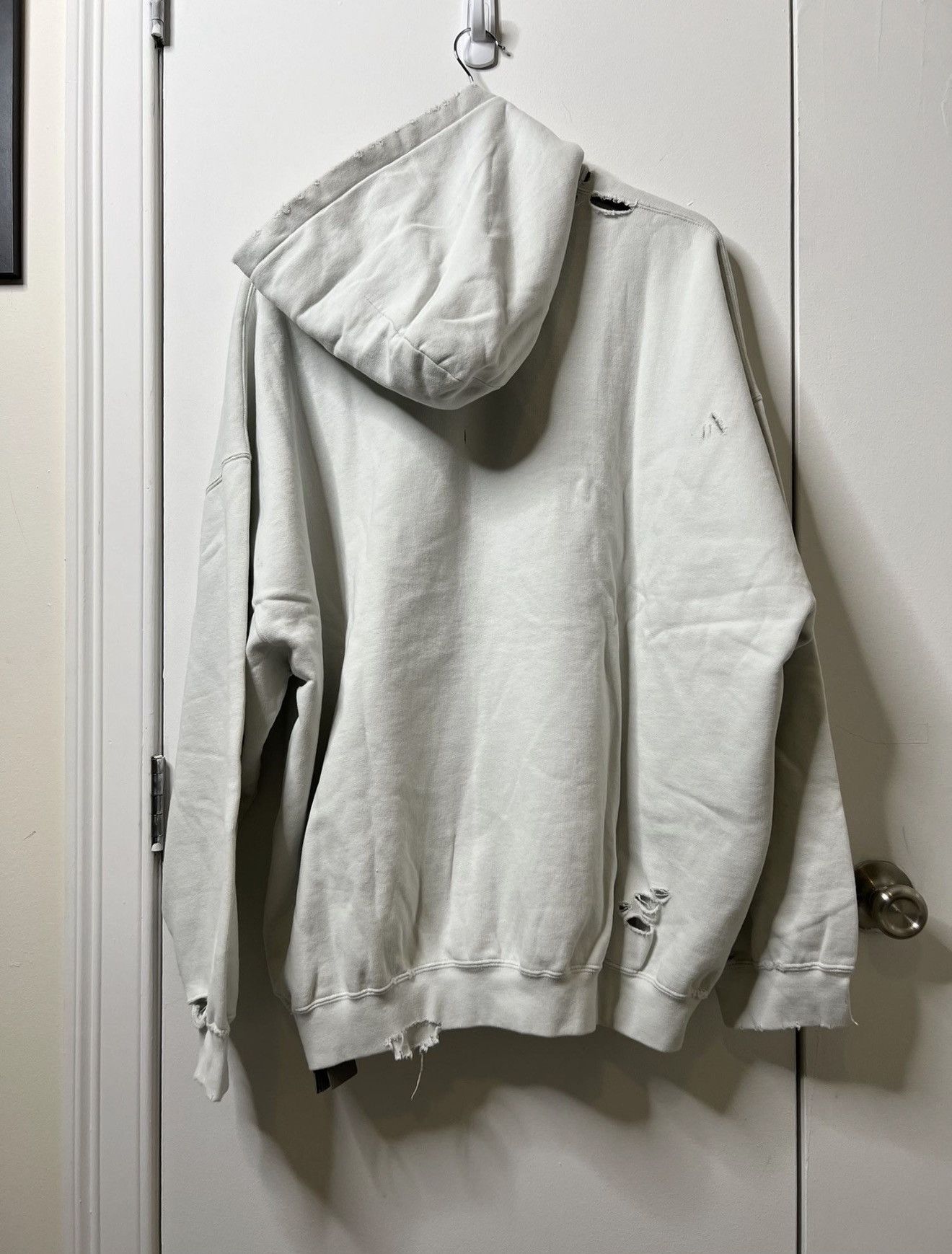 Balenciaga Balenciaga “Hi My Name Is” FW21 Distressed Hoodie Size US S / EU 44-46 / 1 - 8 Thumbnail