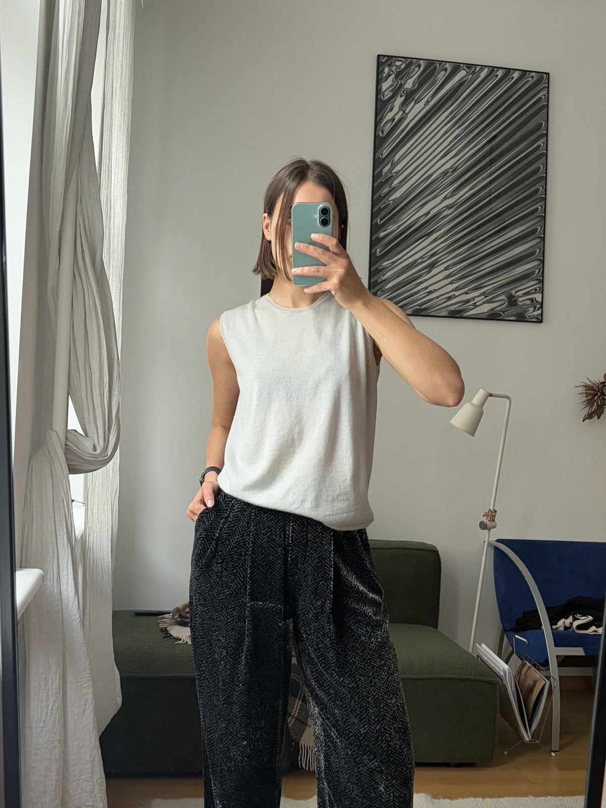 Miu Miu × Prada Prada archive minimalist sleeveless cashmere vest Size S / US 4 / IT 40 - 3 Thumbnail