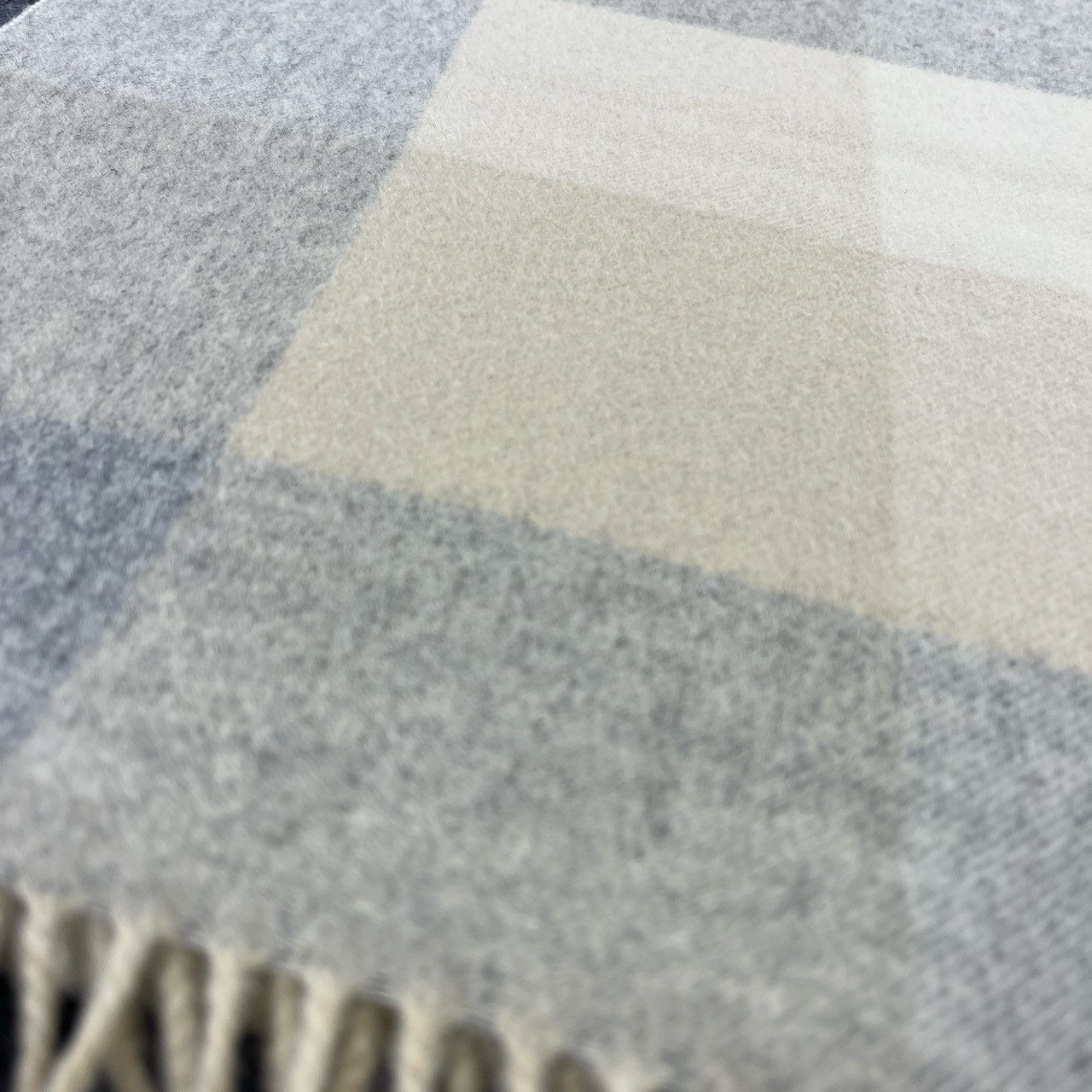 Coach Coach Cashmere Scarf / Muffler / Neckwear T416 Size ONE SIZE - 8 Thumbnail