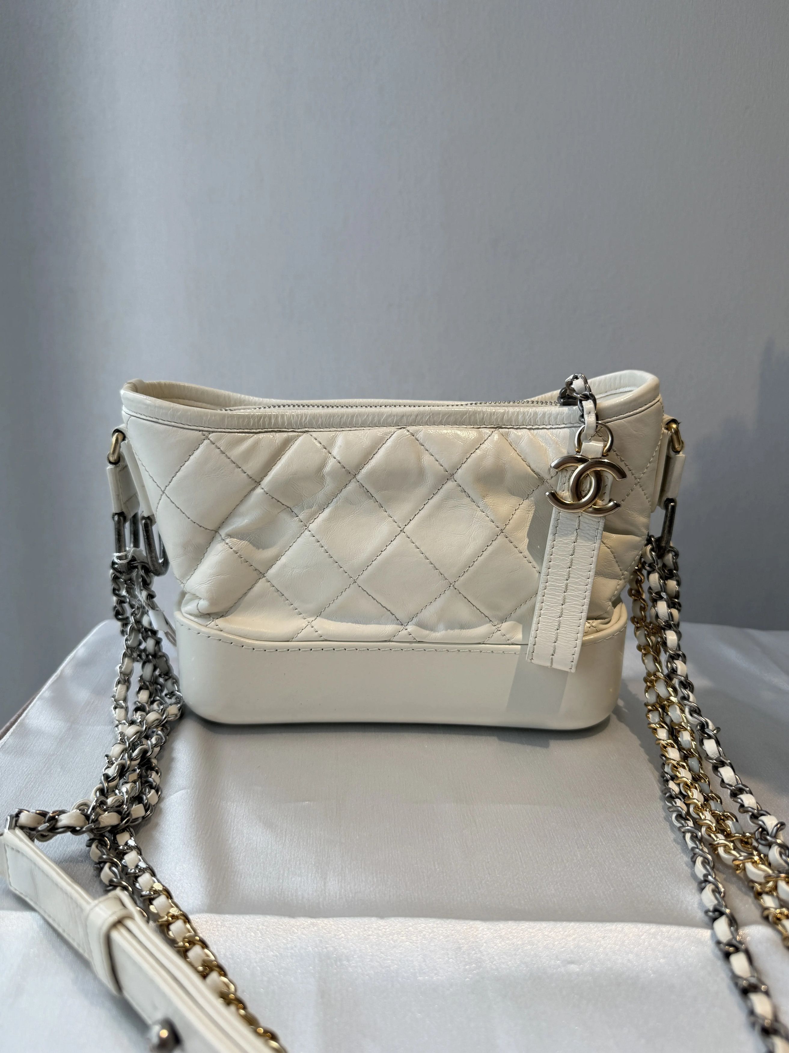 Chanel Pre-loved Bag Very good condition Size ONE SIZE - 1 Thumbnail