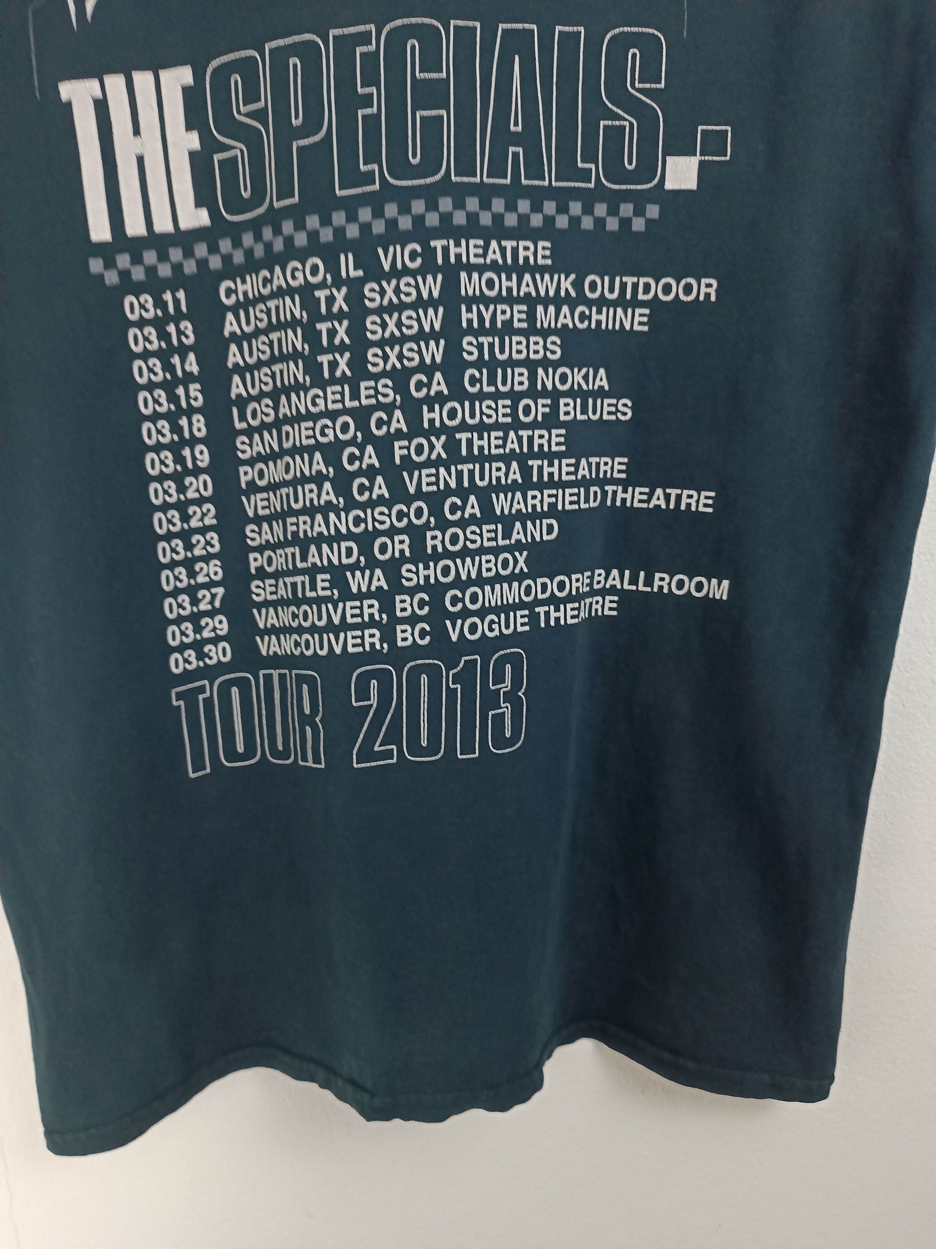Vintage THRASH FADED VINTAGE '13 THE SPECIALS TOUR TEE SKA RANCID Size US M / EU 48-50 / 2 - 14 Thumbnail