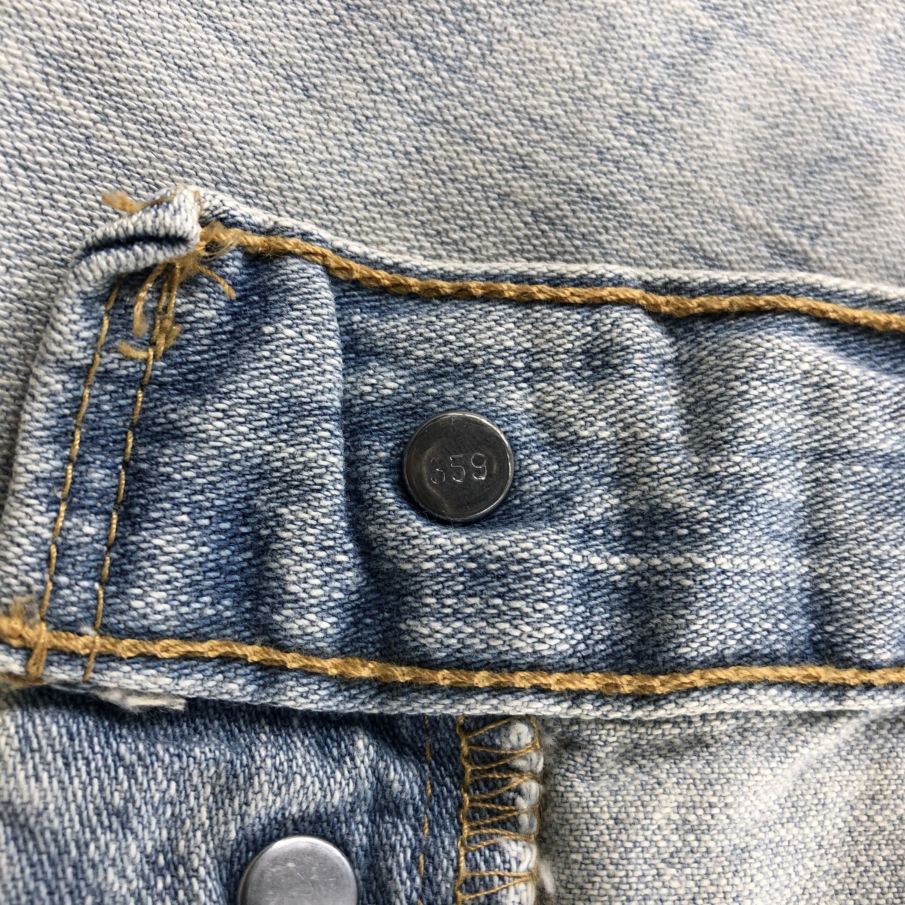 Levi's × Vintage Vintage 90s Light Wash Levis 501 Jeans-JM2905 Size US 34 / EU 50 - 13 Thumbnail