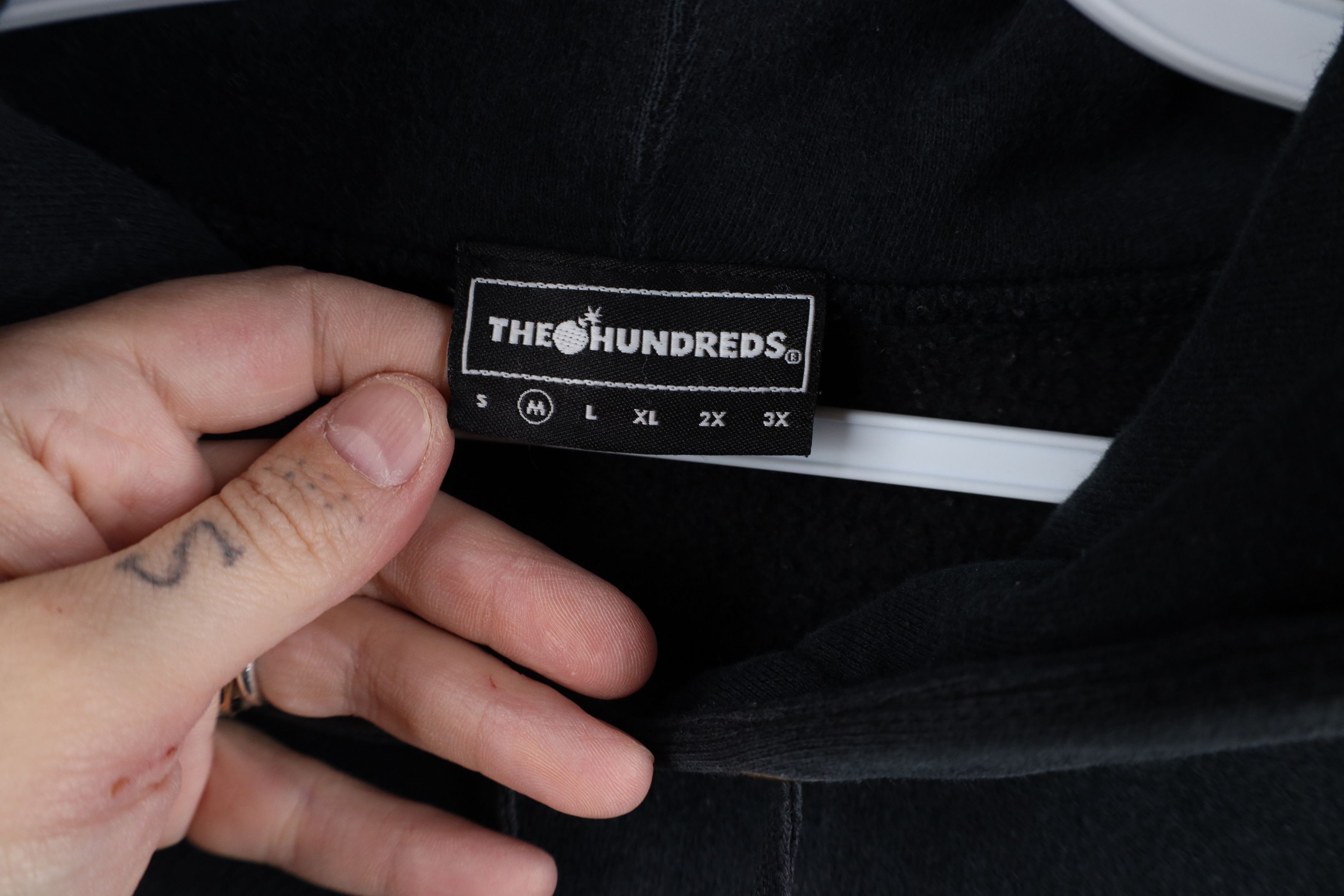 Vintage The Hundreds Spell Out Miami Hoodie Sweatshirt Black Size US M / EU 48-50 / 2 - 5 Thumbnail