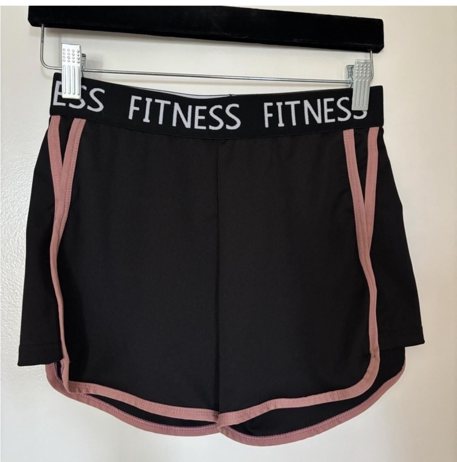 Other Fitness Sports Bra and Shorts Set - Pink and Black Size 32" / US 10 / IT 46 - 4 Thumbnail