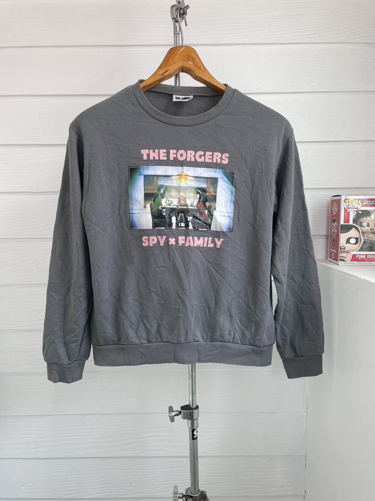 Anime × Japanese Brand × Vintage SPY X FAMILY THE FORGERS SWEATSHIRT Size M / US 6-8 / IT 42-44 - 1 Thumbnail