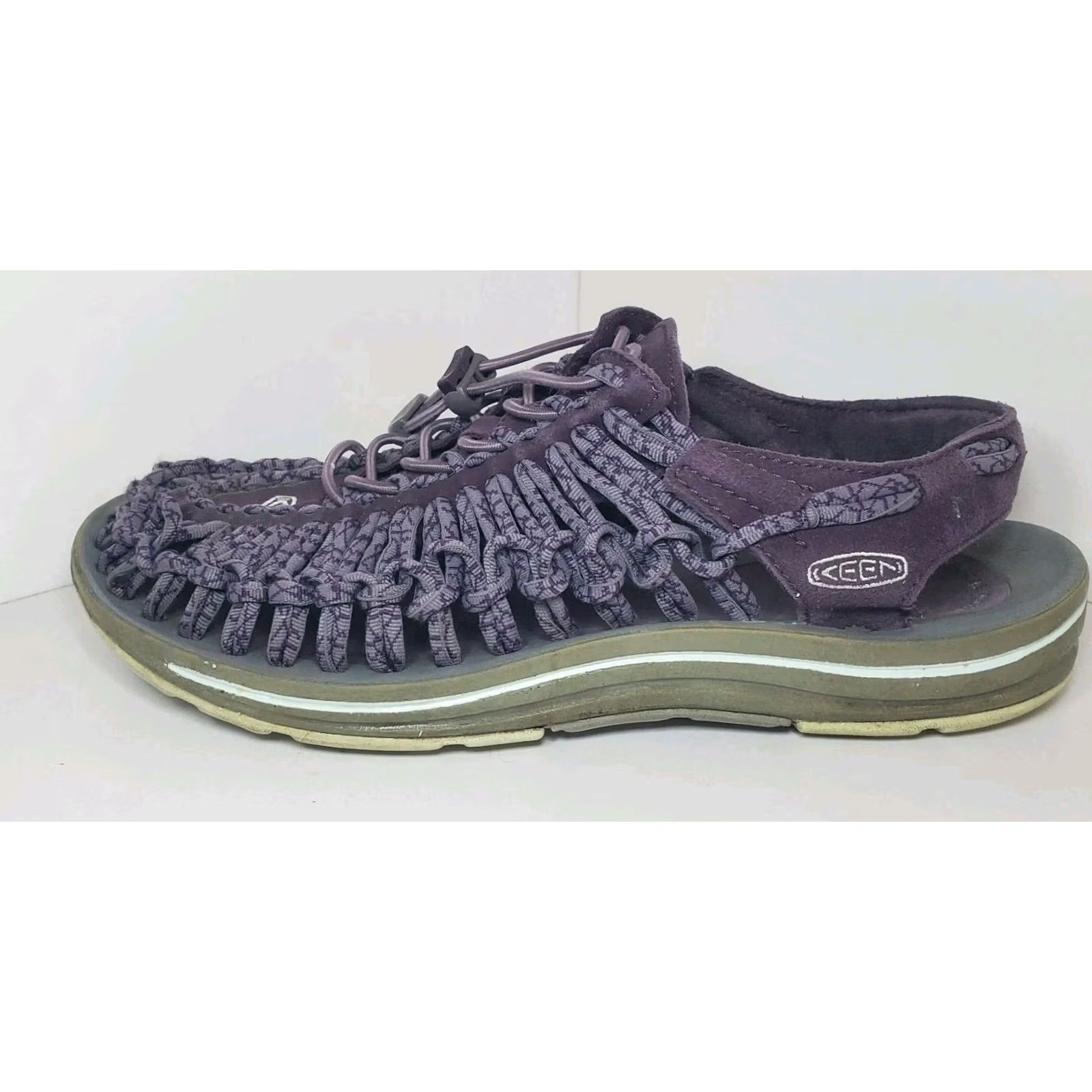 KEEN KEEN Uneek Sandals Women 9.5 Multicolor Waterproof Outdoor Strappy Sandal Mens? No, Women. Size US 10 / IT 40 - 2 Thumbnail