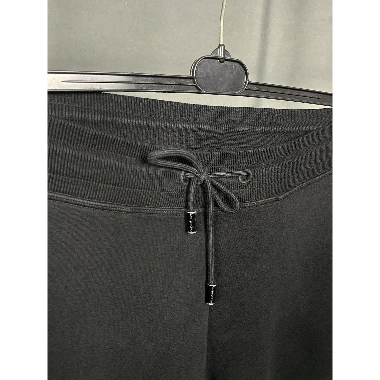 Louis Vuitton Louis Vuitton Auth Men's Black Drawstring Sweat Pants Size X Size US 36 / EU 52 - 6 Thumbnail