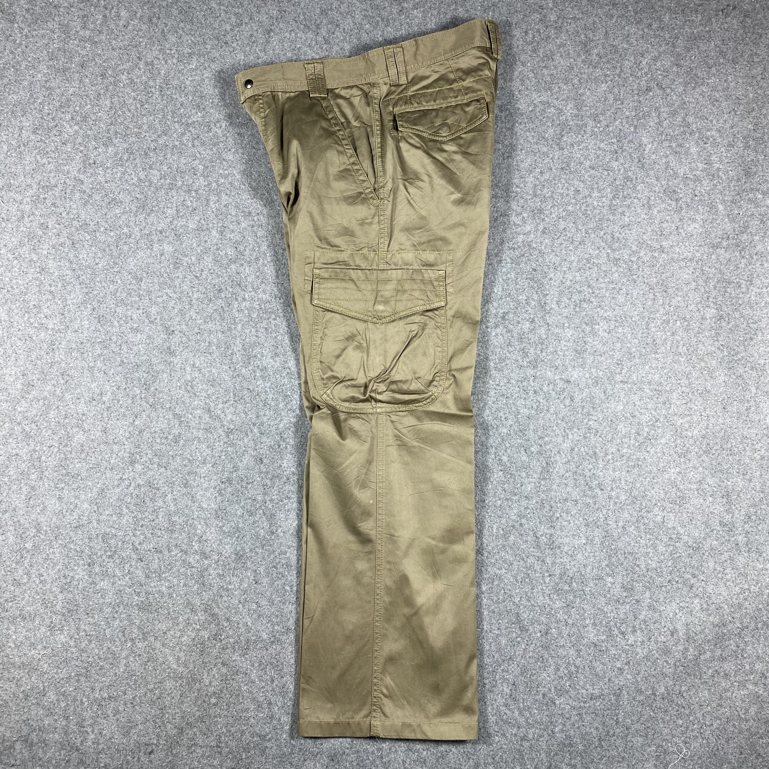 Emporio Armani Emporio Armani Multipocket Tactical Bondage Cargo Pants Size US 31 - 9 Thumbnail