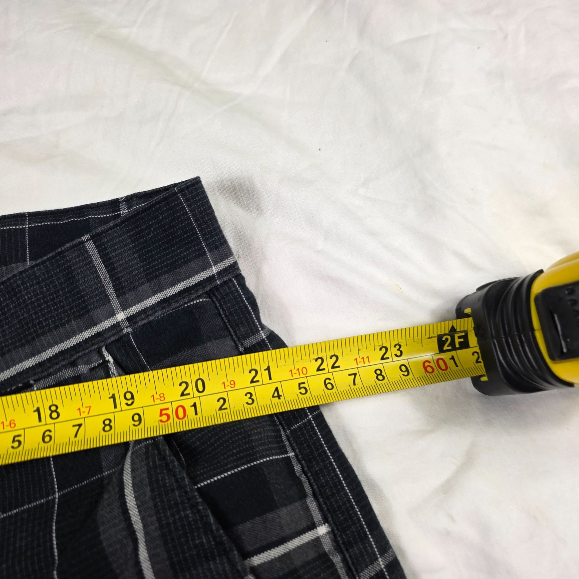 Hurley Hurley Mens Size 42 Black Plaid Shorts Walking Casual Lightw Size US 42 / EU 58 - 7 Thumbnail