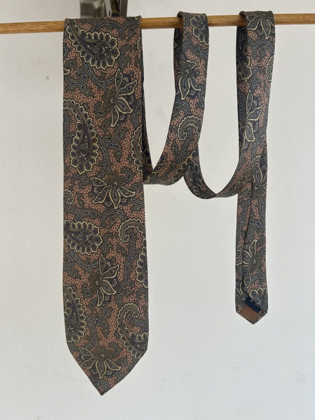 Other Global Euro Vintage Tie Floral Size ONE SIZE - 1 Thumbnail