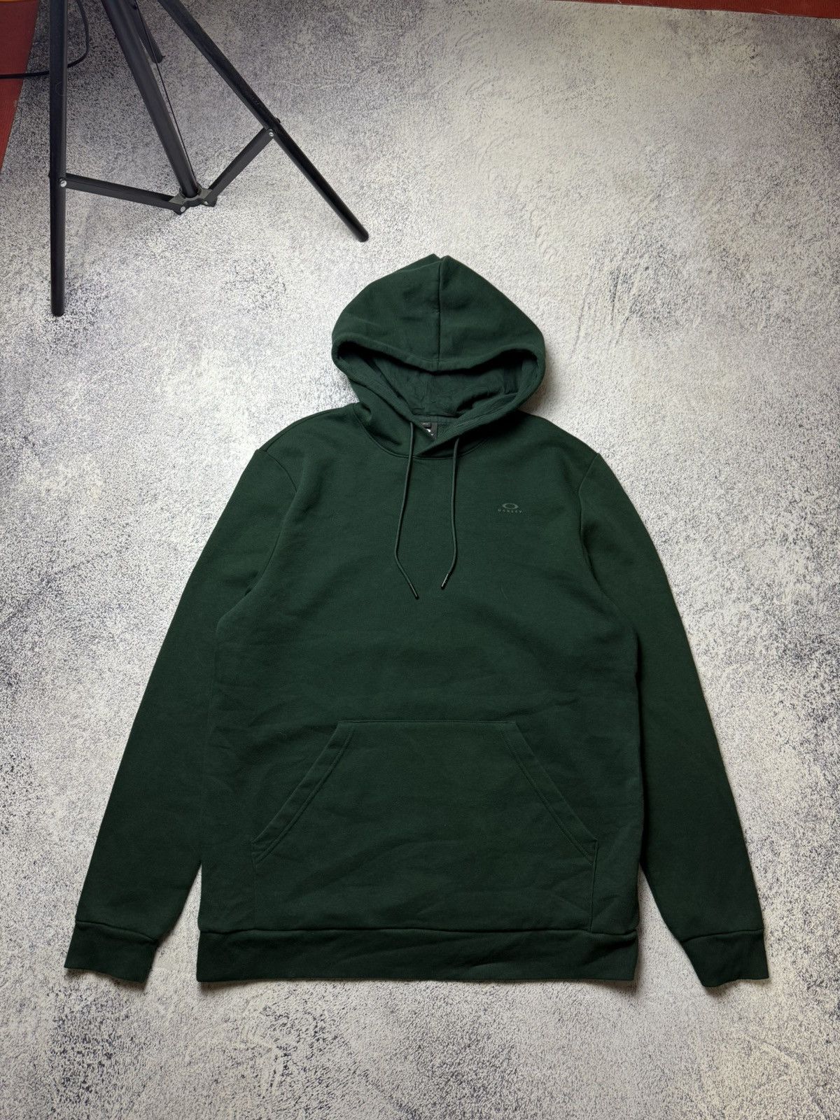 Oakley Vintage Oakley Green Hoodie Mini Logo Y2K Gorpcor Size US XL / EU 56 / 4 - 2 Thumbnail