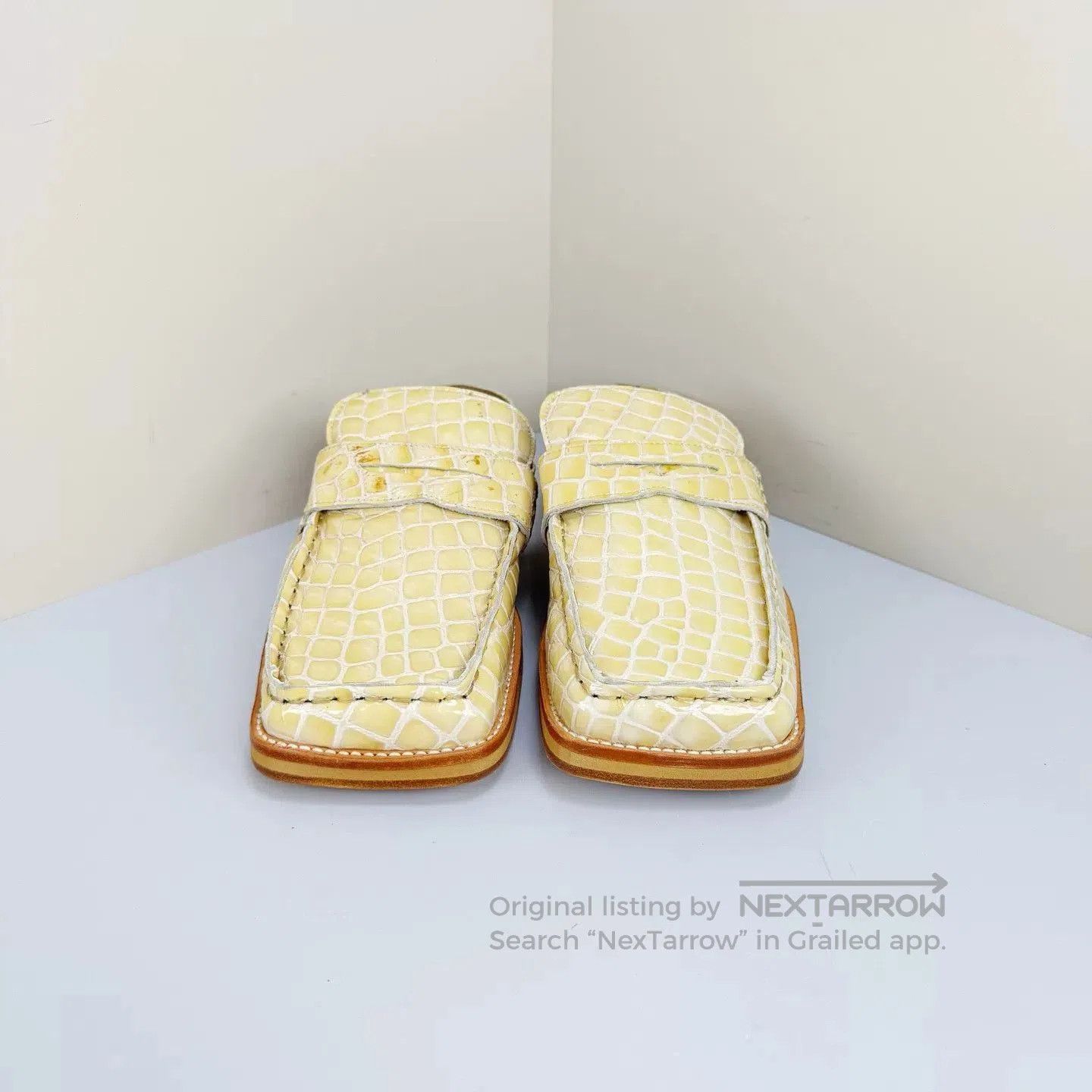 Martine Rose Martine Rose Cream Croc-Embossed Chain Square-Toe Loafers. Size US 8 / IT 38 - 1 Thumbnail