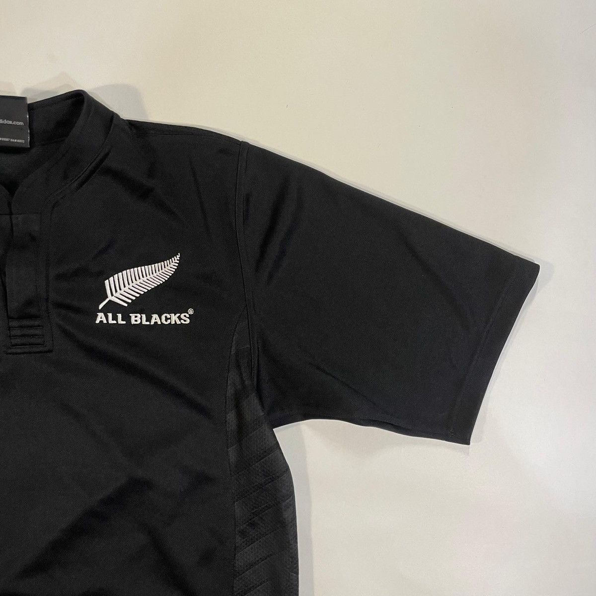 Adidas All Blacks Adidas New Zealand rugby jersey tee in black y2k Size US S / EU 44-46 / 1 - 3 Thumbnail