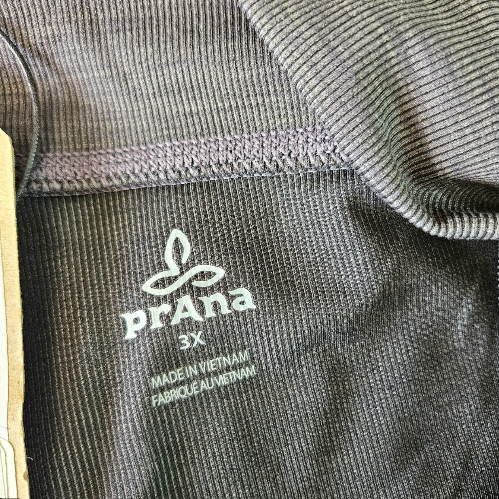 Prana VINTAGE Prana Womens Becksa 7/8 Leggings 3X Gray High Rise Pockets Cropped 3X Womens Size 40" / US 18 - 7 Thumbnail