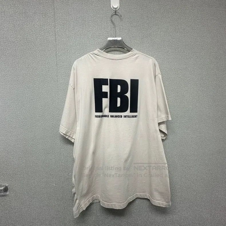 Balenciaga Balenciaga Off-white distressed FBI printed short-sleeved Size US M / EU 48-50 / 2 - 2 Thumbnail