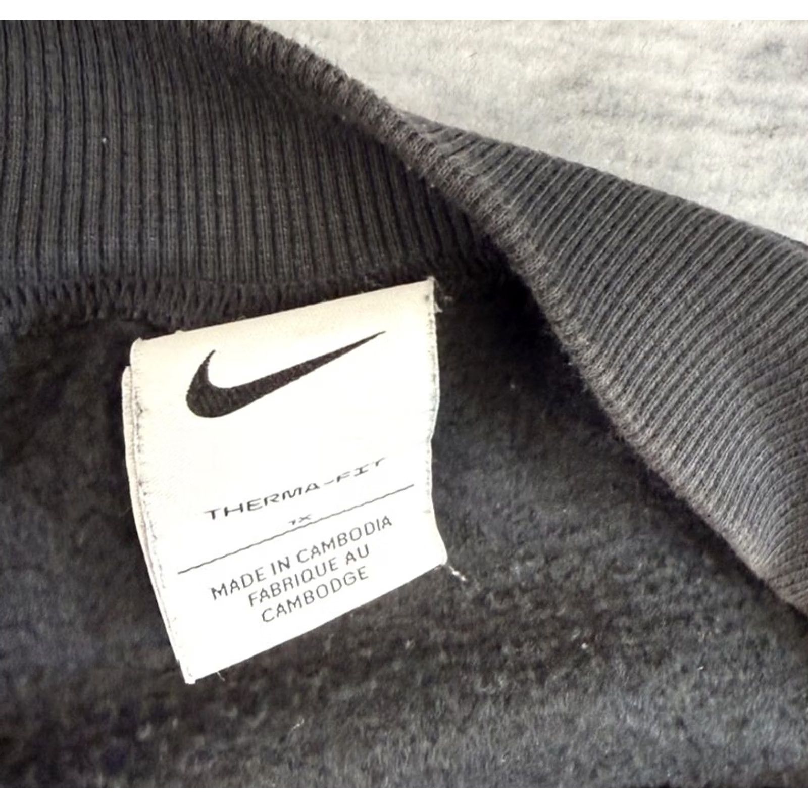 Nike Item Specifications: Brand: Nike Size XL / US 12-14 / IT 48-50 - 3 Thumbnail
