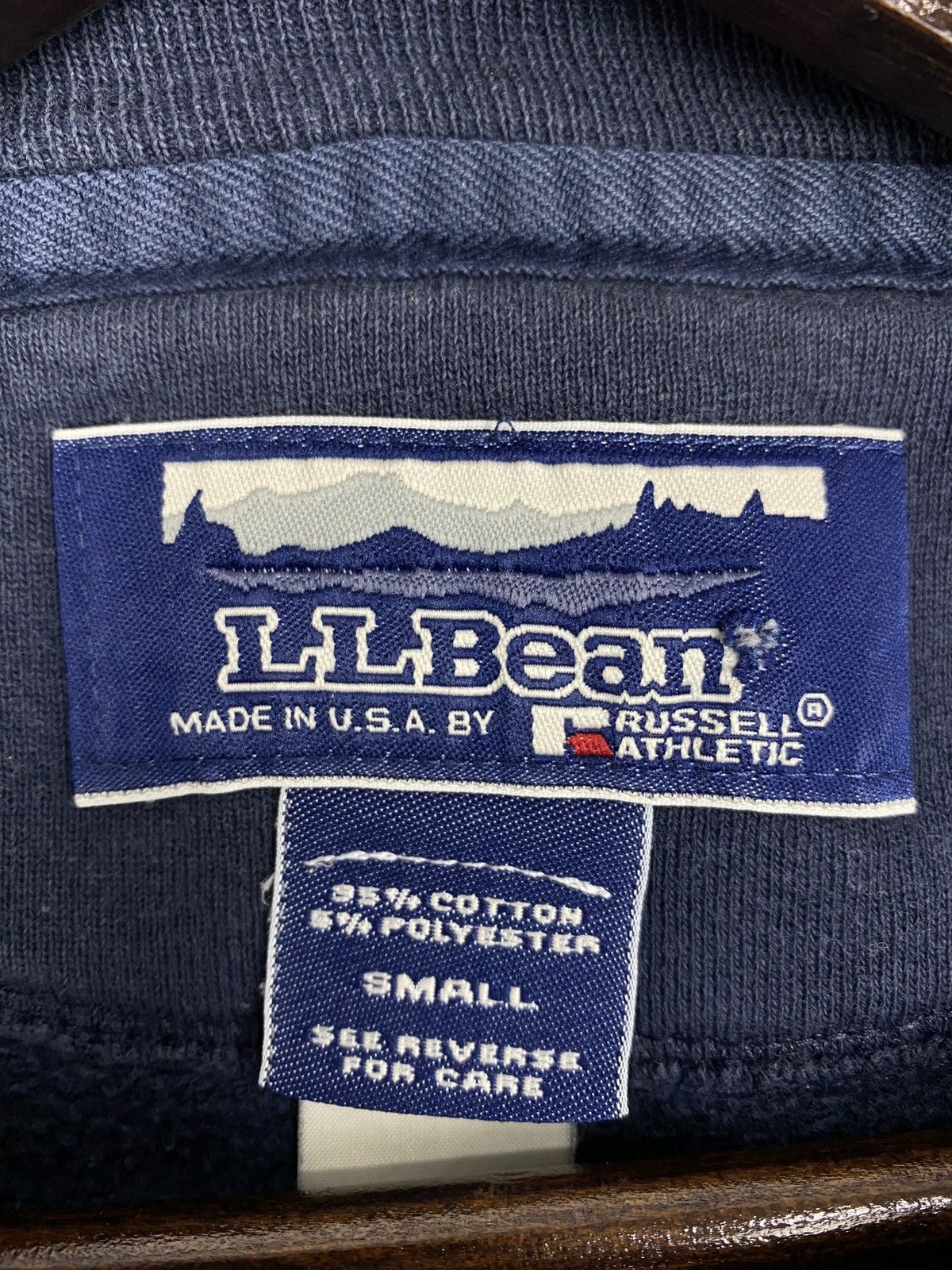 L.L. Bean Vintage L.L.Bean Spell Out Sweatshirts Size US S / EU 44-46 / 1 - 9 Thumbnail