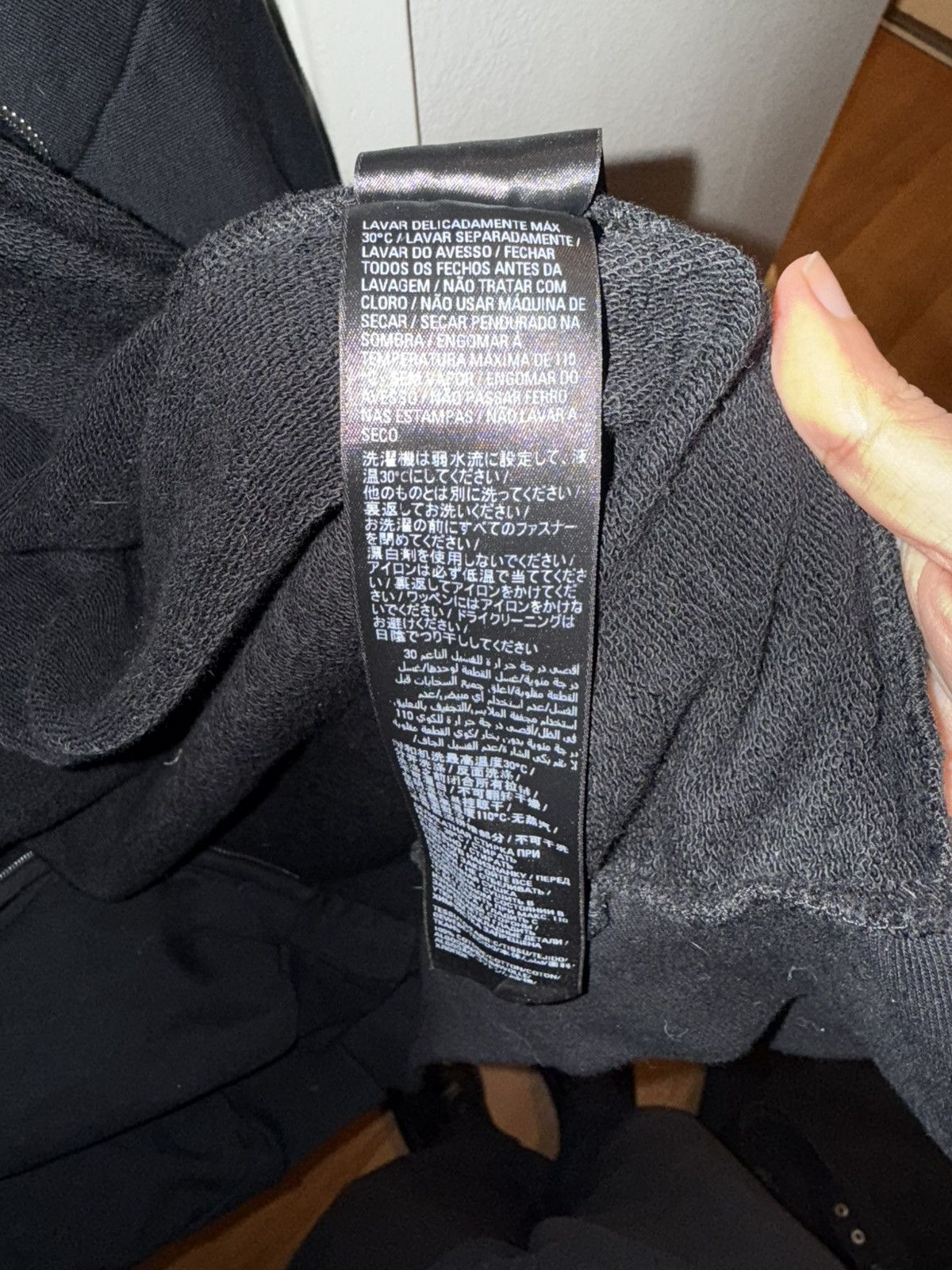 Balenciaga Balenciaga Sticker Jacket/Hoodie YE24 Size US XXL / EU 58 / 5 - 14 Thumbnail