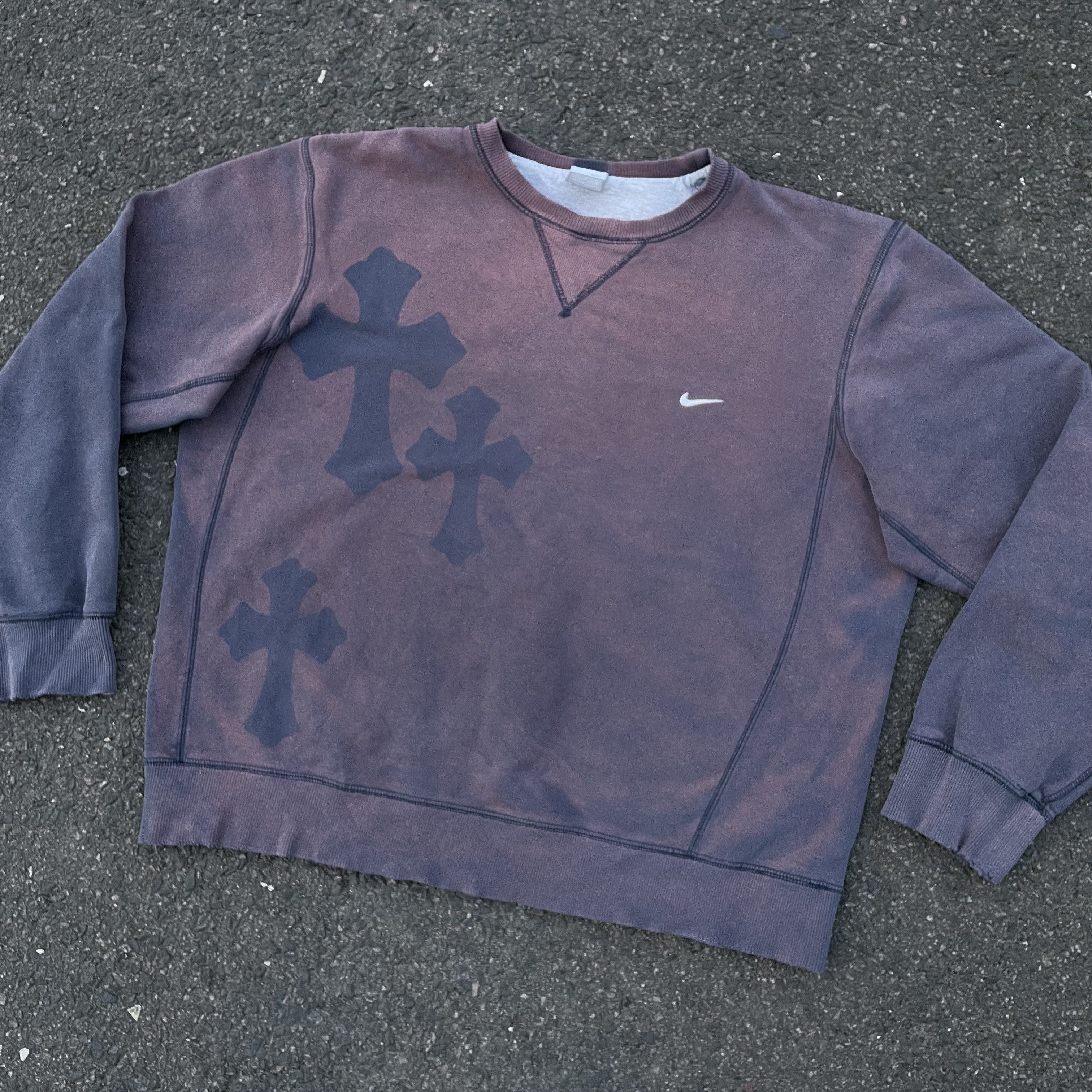 Nike Vintage Custom Nike Cross Graphic Sweatshirt Grunge faded Size US L / EU 52-54 / 3 - 5 Thumbnail