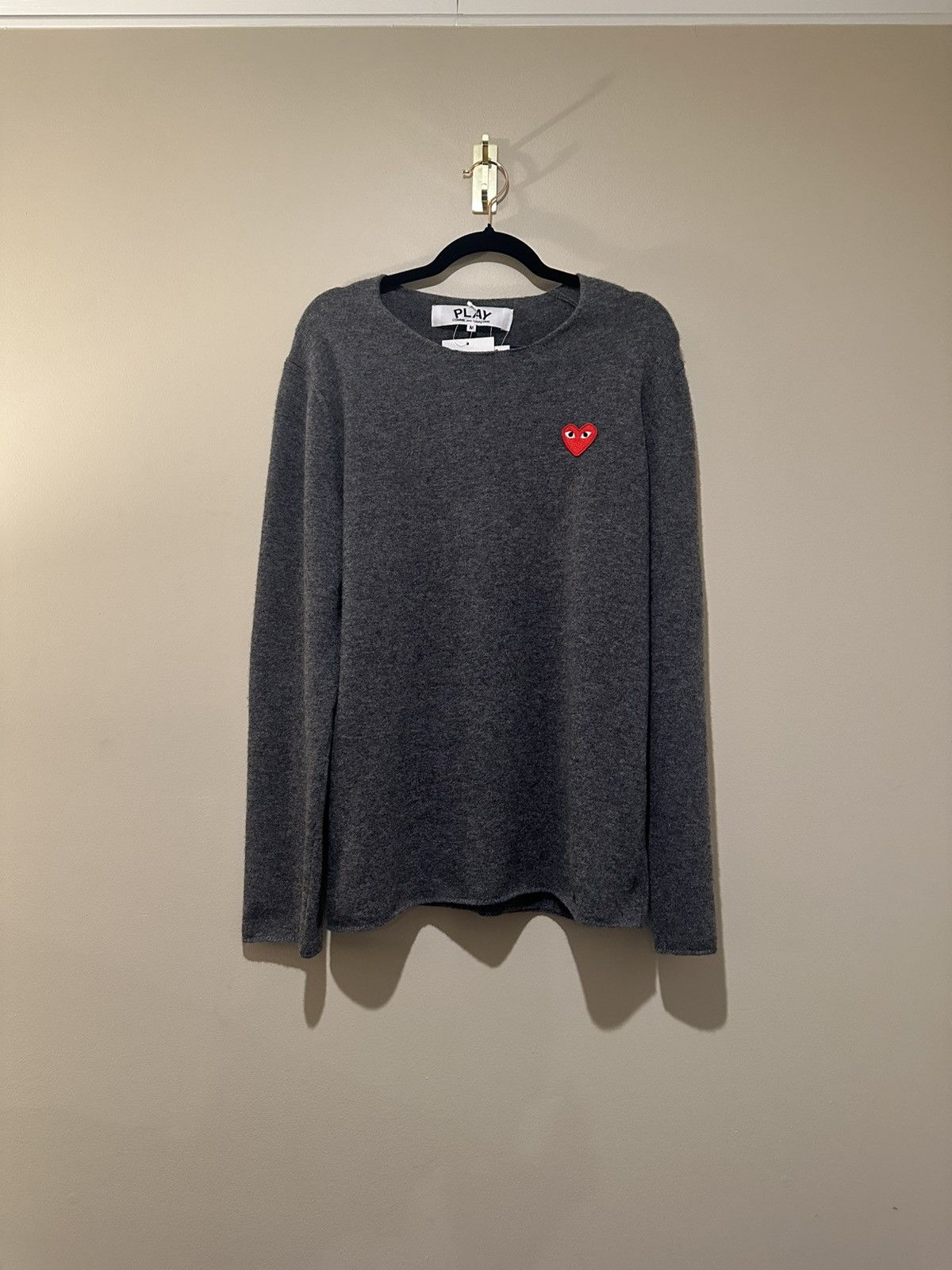 Comme des Garcons PLAY CDG PLAY Play Red Heart Crewneck Sweater Size US M / EU 48-50 / 2 - 1 Thumbnail