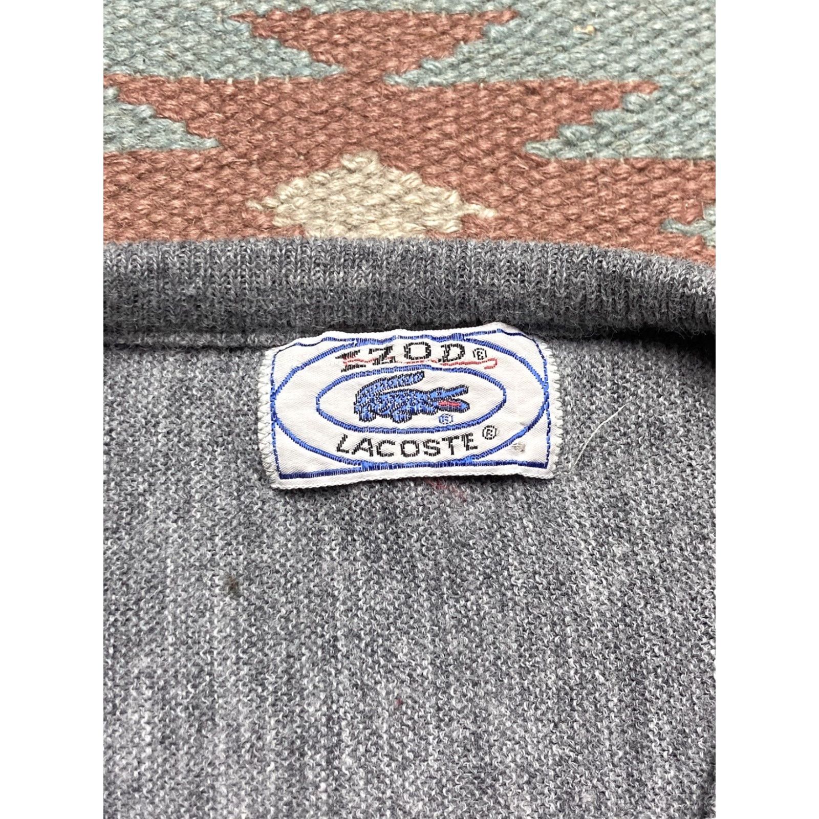 Lacoste VINTAGE Izod Lacoste v neck sweater long sleeve gray gator 1970s 80s medium Size US M / EU 48-50 / 2 - 3 Thumbnail