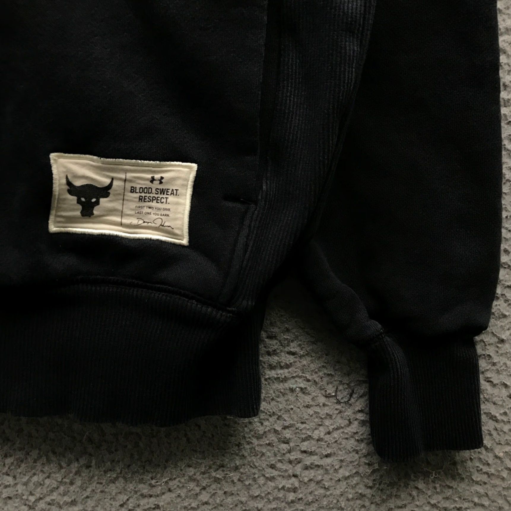 Under Armour Under Armour Project Rock Blood Sweat Respect Sweatshirt Hoodie Mens Small Black Size US S / EU 44-46 / 1 - 5 Thumbnail