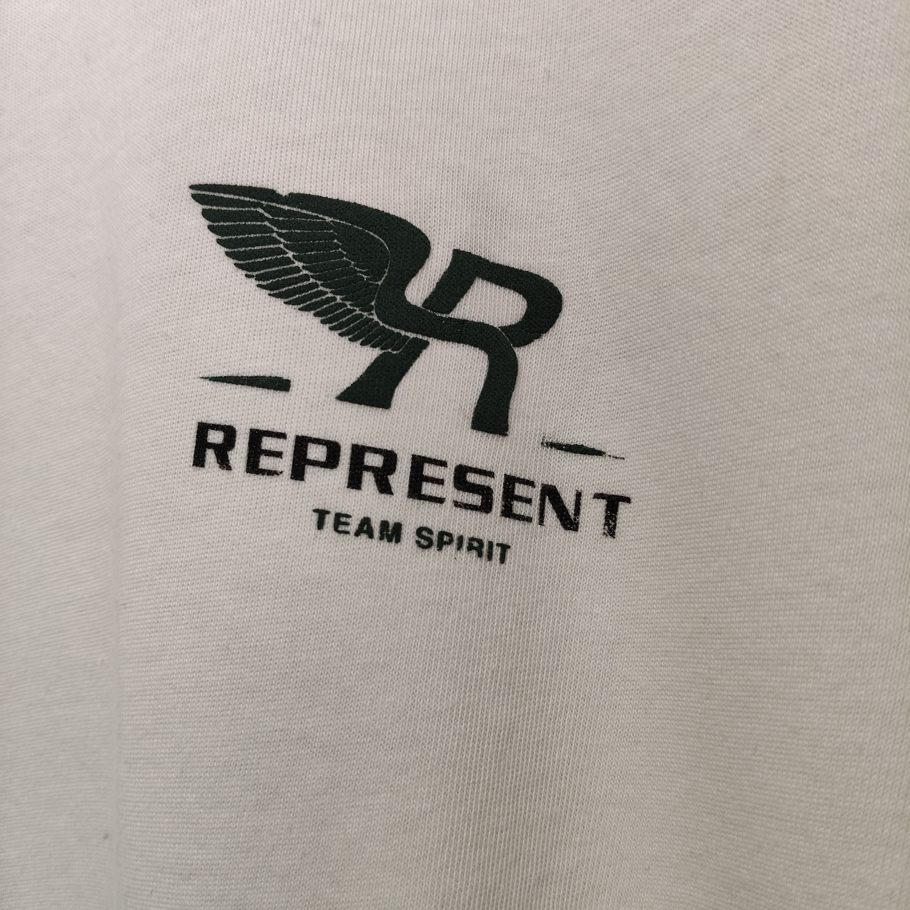 Represent Clo. Team Spirit t-sirt Size US S / EU 44-46 / 1 - 2 Thumbnail