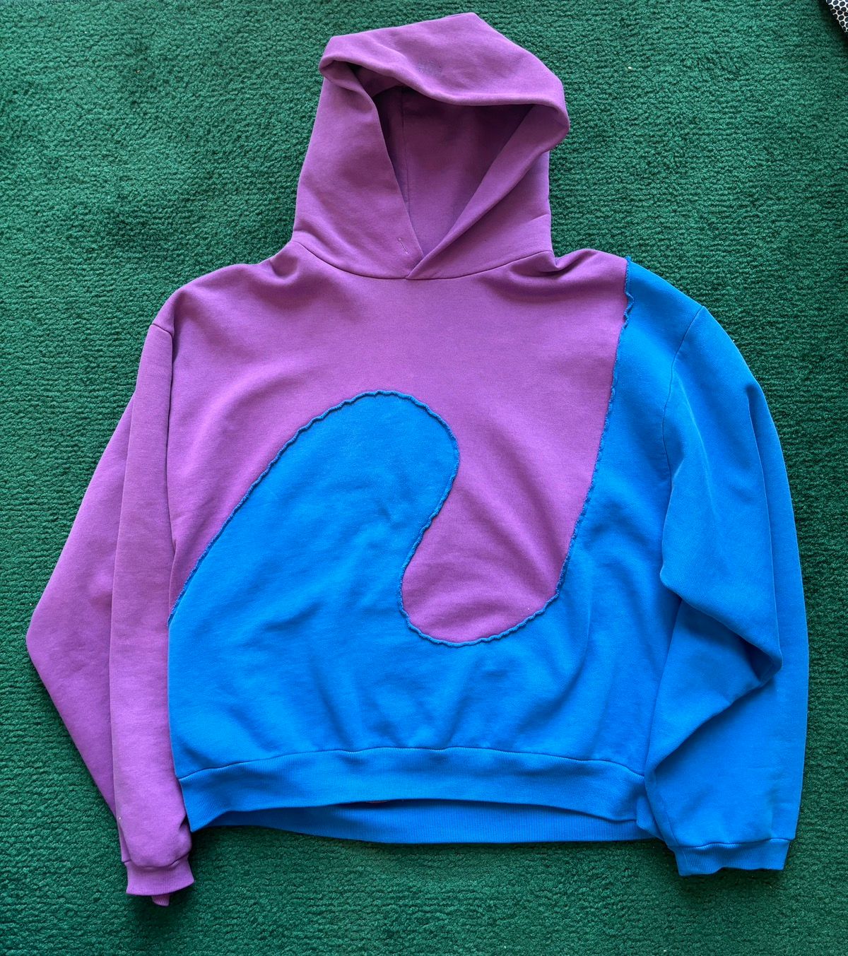 Pre-owned Erl Swirl Hoodie - Purple/blue