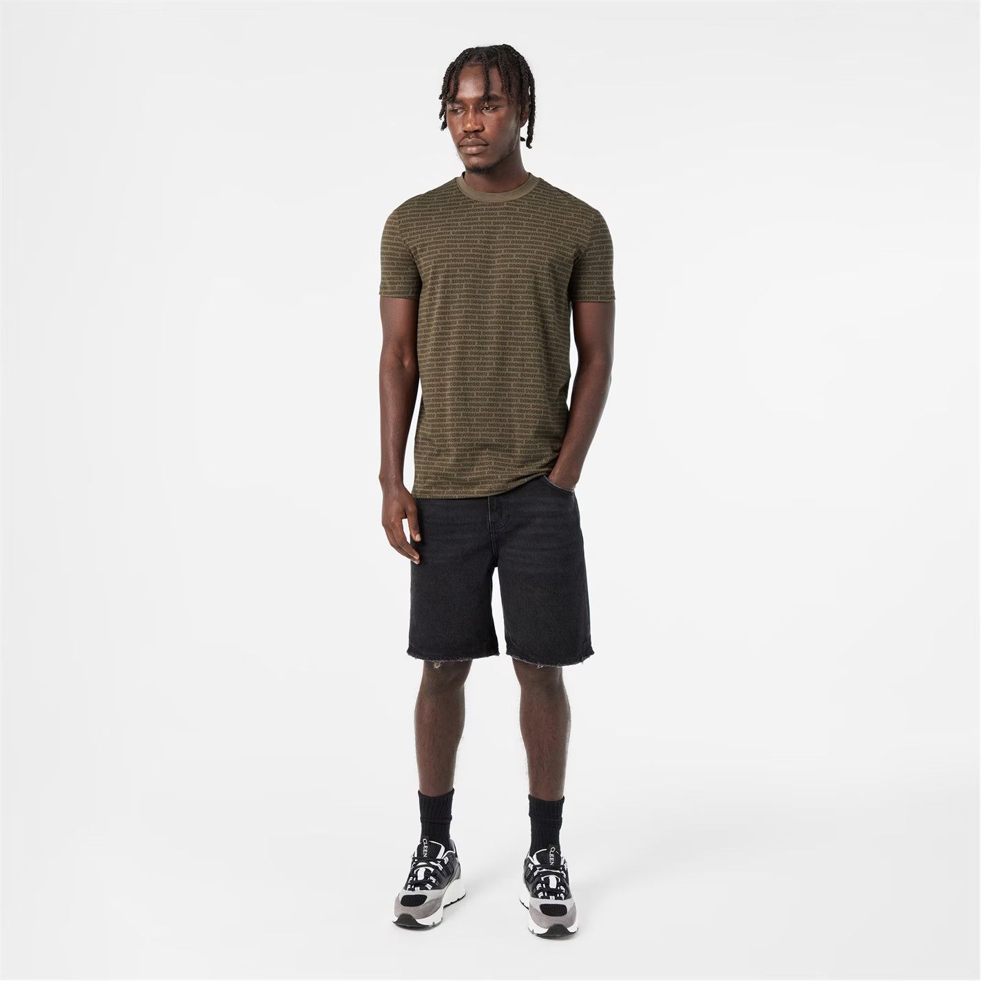Dsquared2 o1g2r1mq0426 All Over Logo T-Shirt in Miltary Green Size US L / EU 52-54 / 3 - 5 Thumbnail