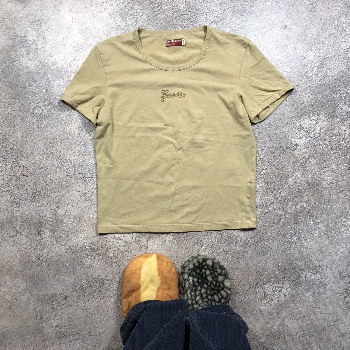 Vintage Vintage Guess Sun Faded Tee Streetwear Y2K Skate Cropped L Size L / US 10 / IT 46 - 1 Thumbnail