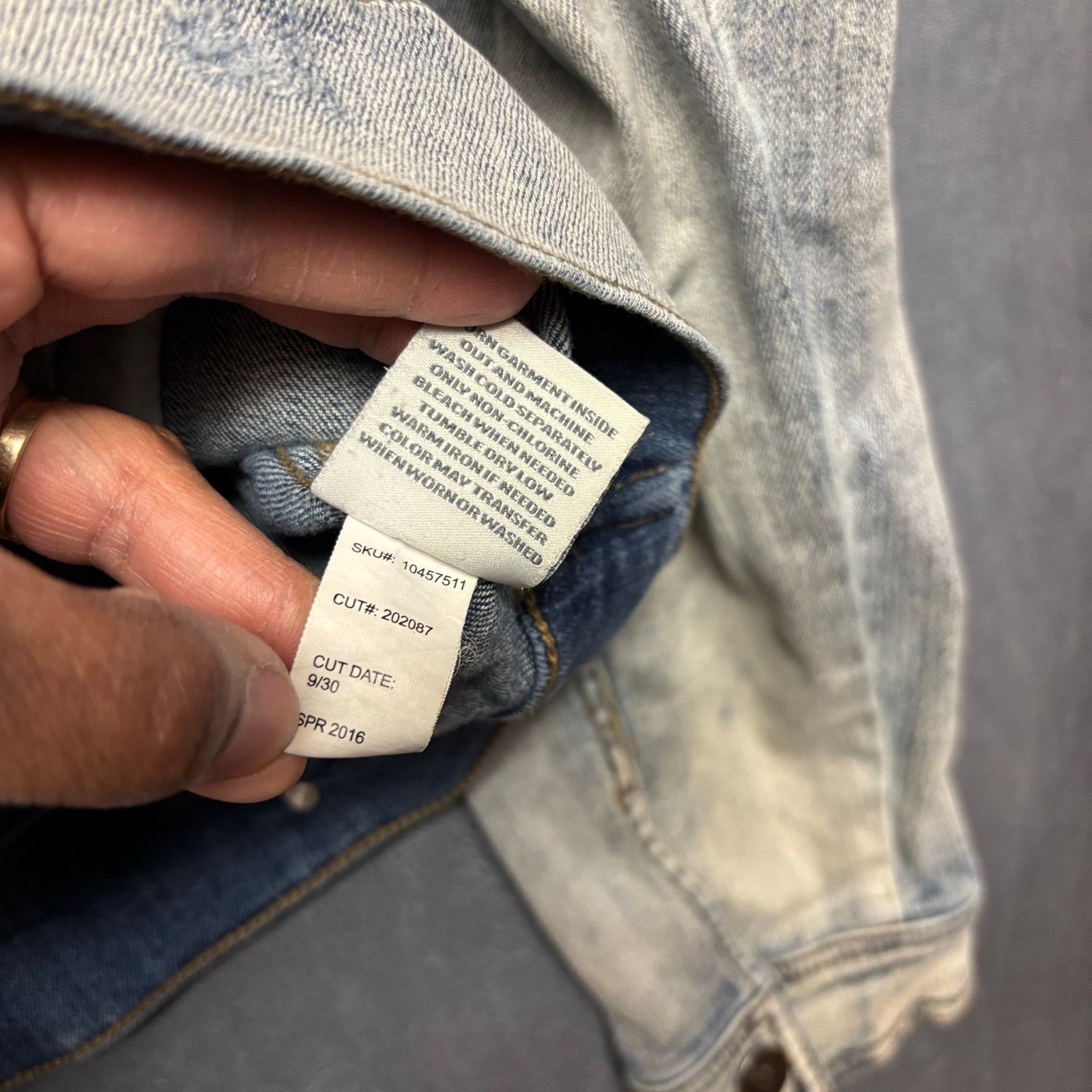 Other Distressed Torrid Jean Denim Jacket Size 3 Button Down Size 3XL / US 20-22 - 7 Thumbnail