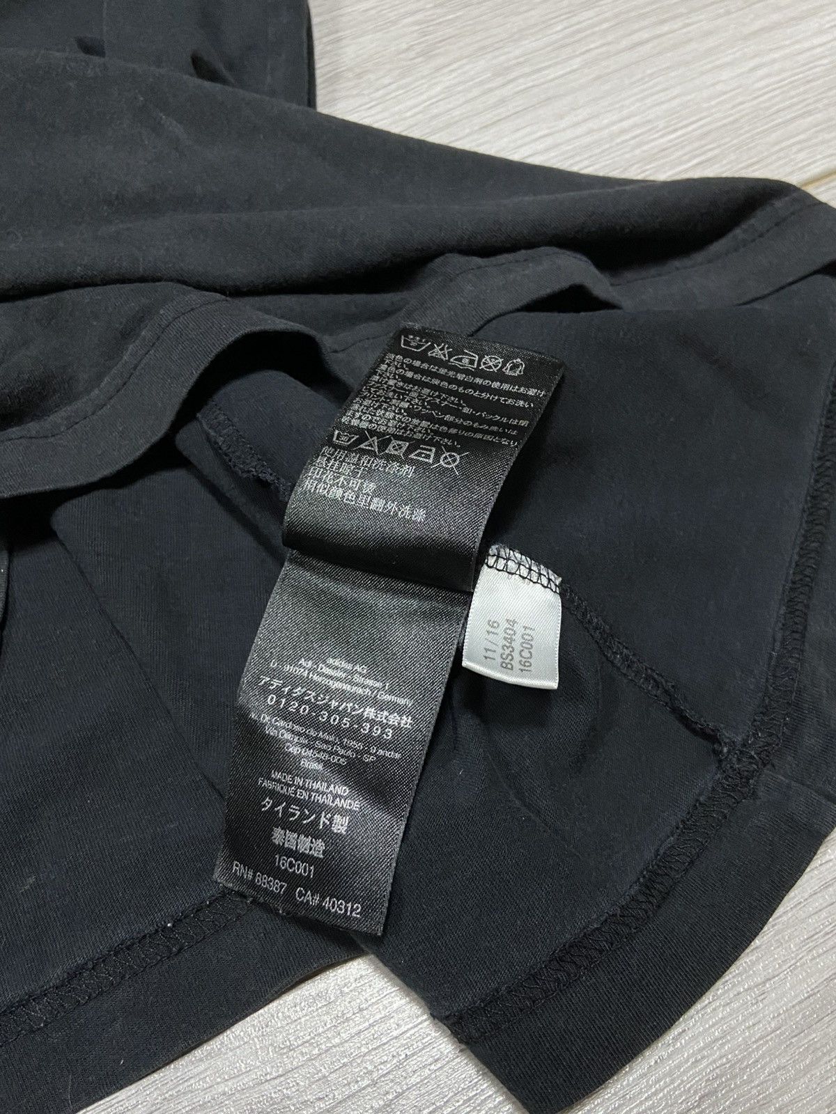 Yohji Yamamoto Y-3 Yohji Yamamoto x Adidas long t-shirt around stripes Size US M / EU 48-50 / 2 - 10 Thumbnail